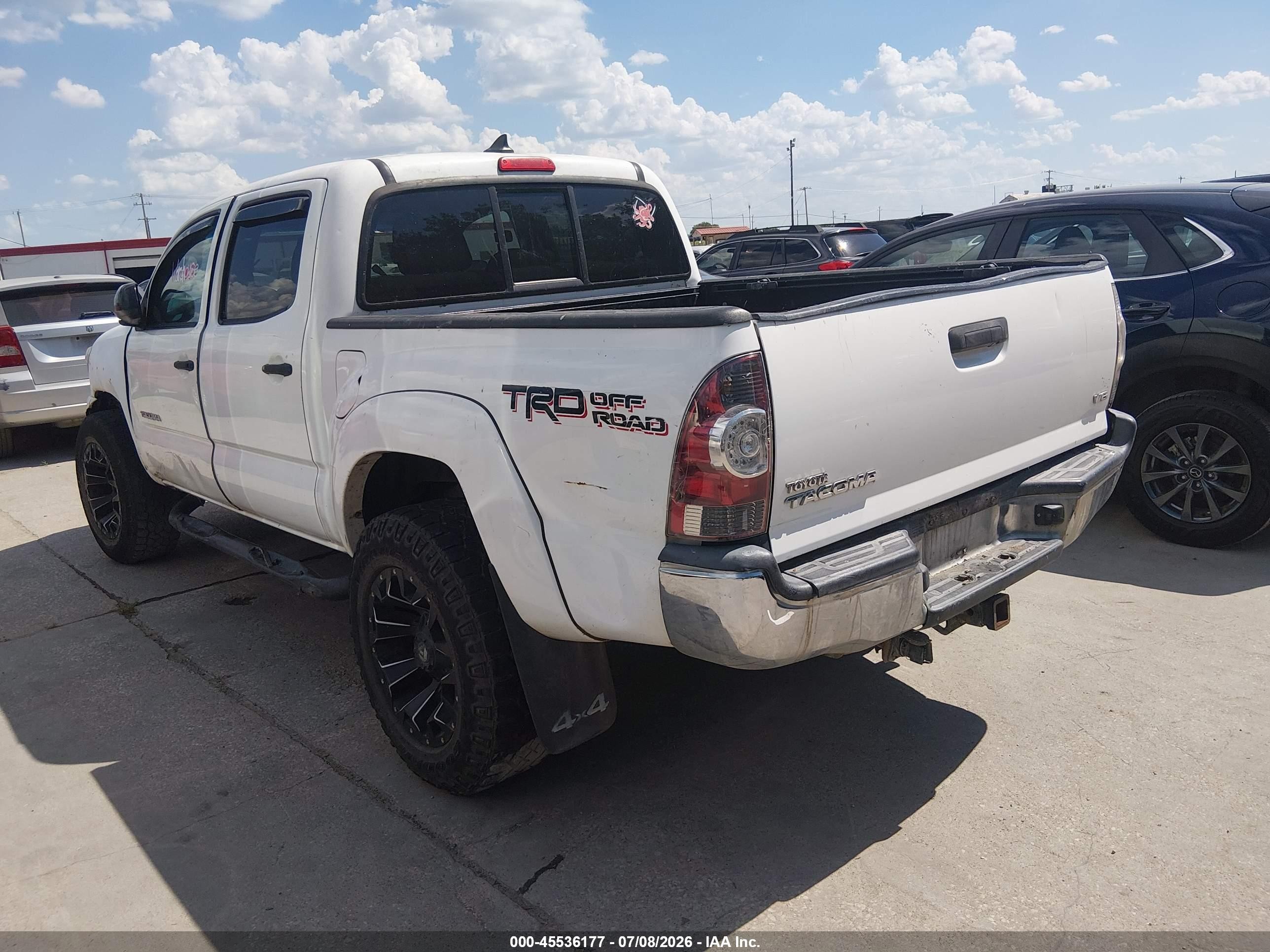 2014 Toyota Tacoma Base V6 White vin: 3TMLU4ENXEM139005