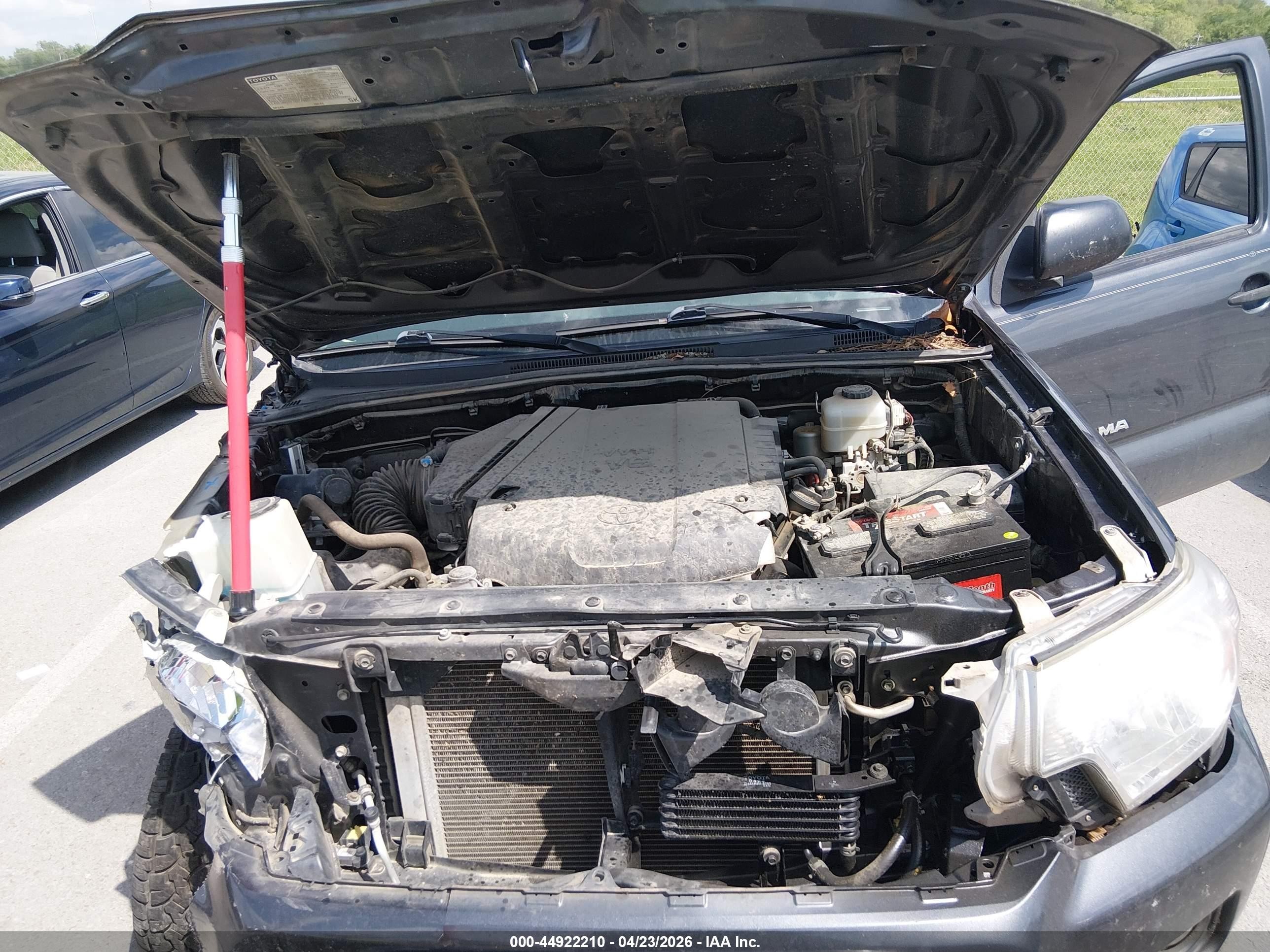 2015 Toyota Tacoma Base V6 Черный vin: 3TMLU4ENXFM175682