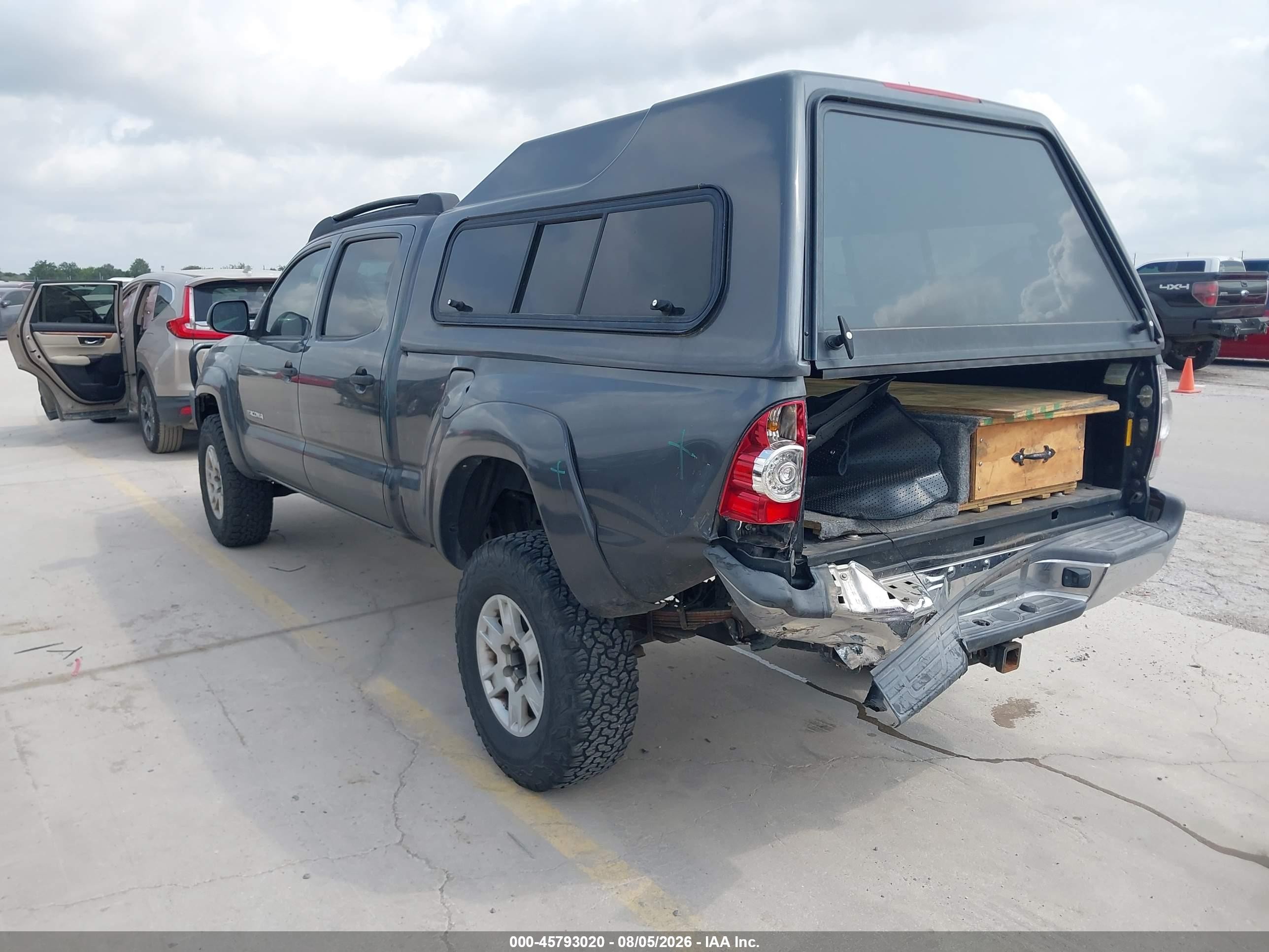 2014 Toyota Tacoma Base V6 Gray vin: 3TMMU4FN0EM072191