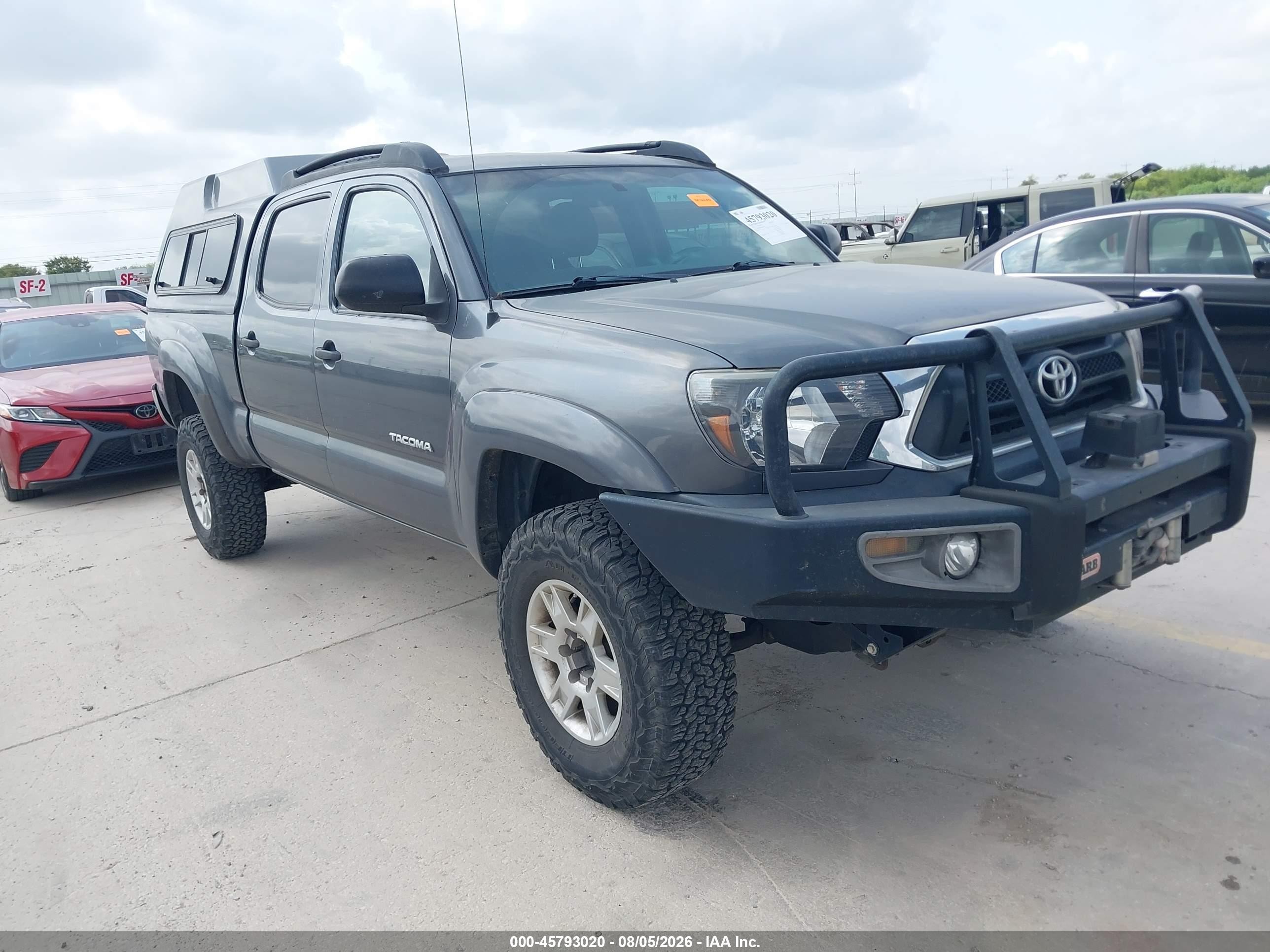 2014 Toyota Tacoma Base V6 Серый vin: 3TMMU4FN0EM072191