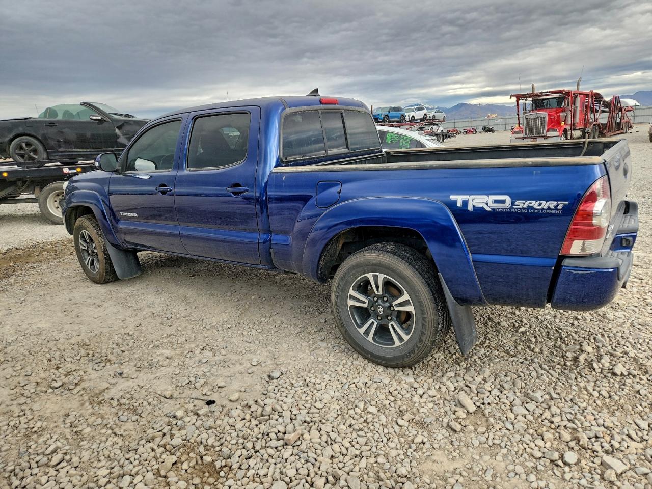 2015 Toyota Tacoma Double Cab Long Bed Blue vin: 3TMMU4FN0FM077327