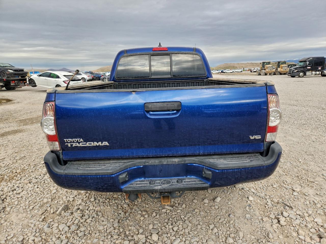 2015 Toyota Tacoma Double Cab Long Bed Blue vin: 3TMMU4FN0FM077327