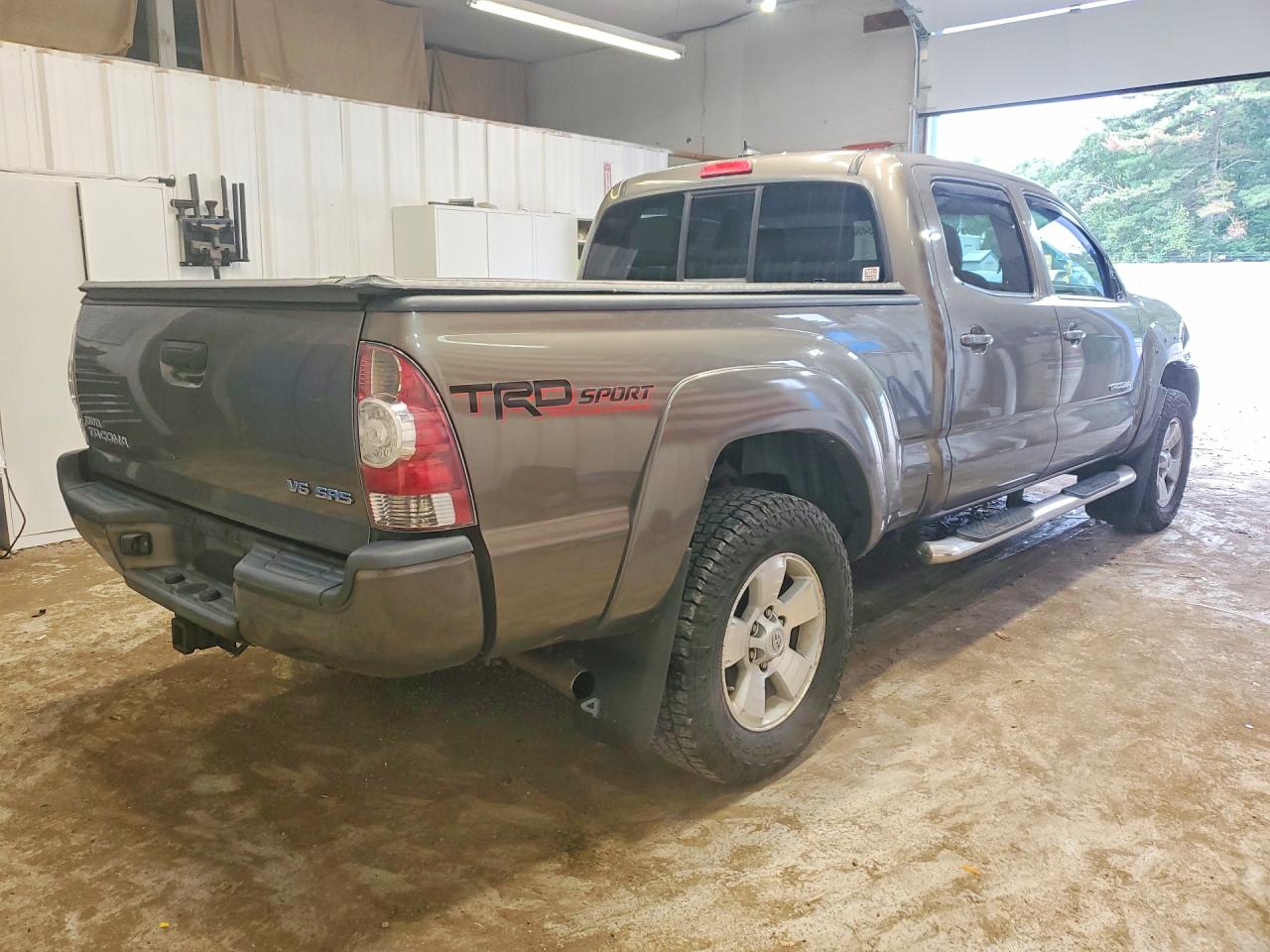 2015 Toyota Tacoma Double Cab Long Bed Brown vin: 3TMMU4FN0FM085279