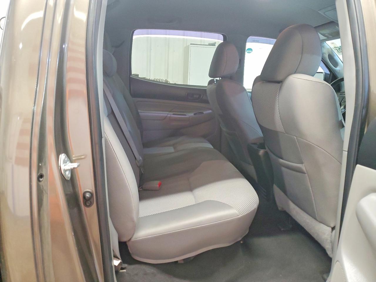 2015 Toyota Tacoma Double Cab Long Bed Brown vin: 3TMMU4FN0FM085279