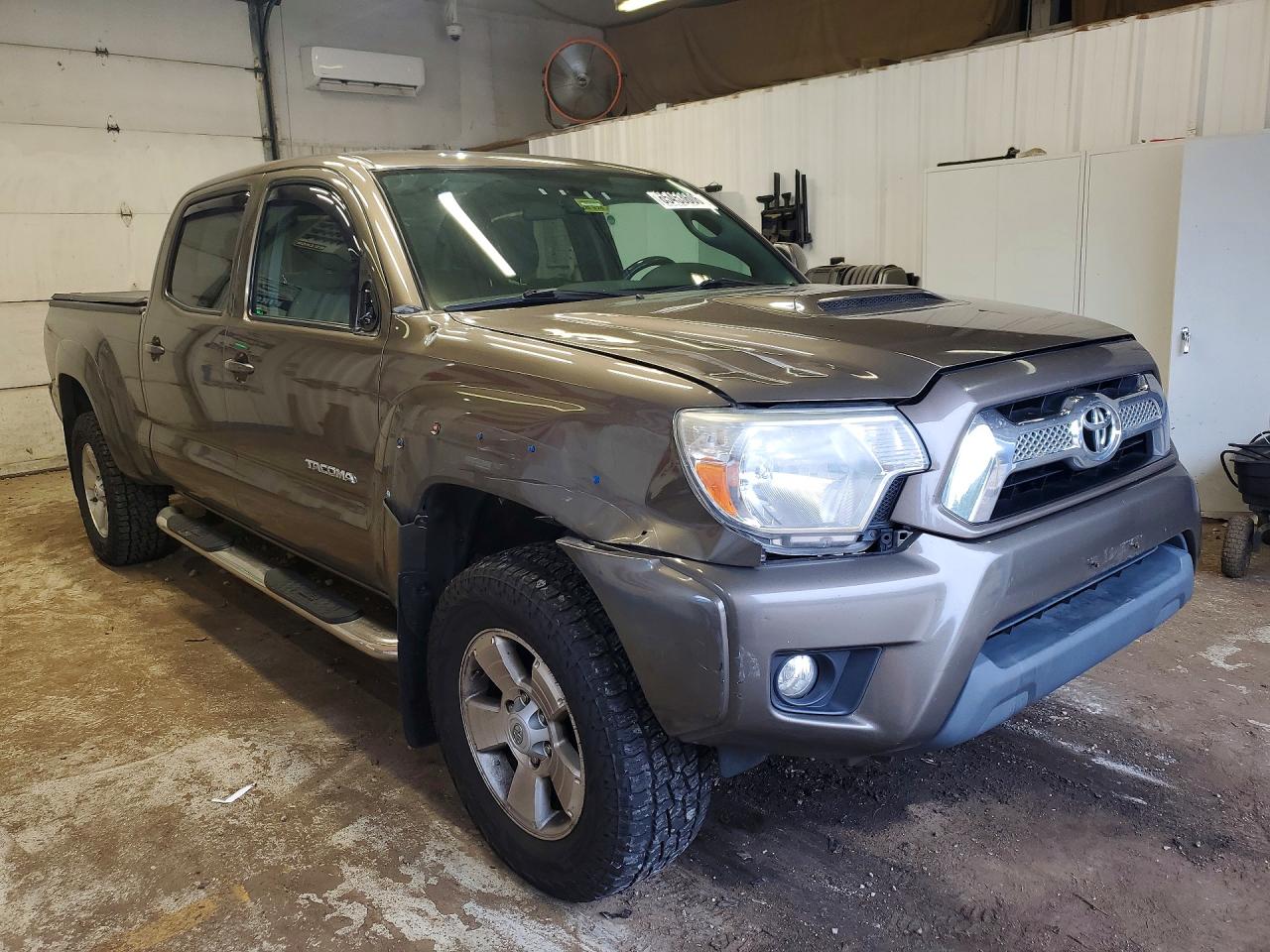 2015 Toyota Tacoma Double Cab Long Bed Brown vin: 3TMMU4FN0FM085279