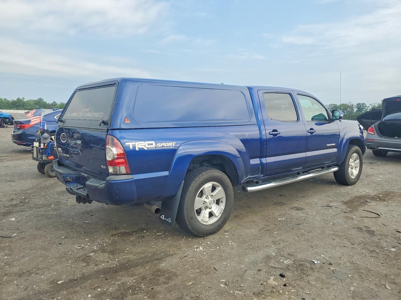 2014 Toyota Tacoma Double Cab Long Bed Blue vin: 3TMMU4FN1EM062317