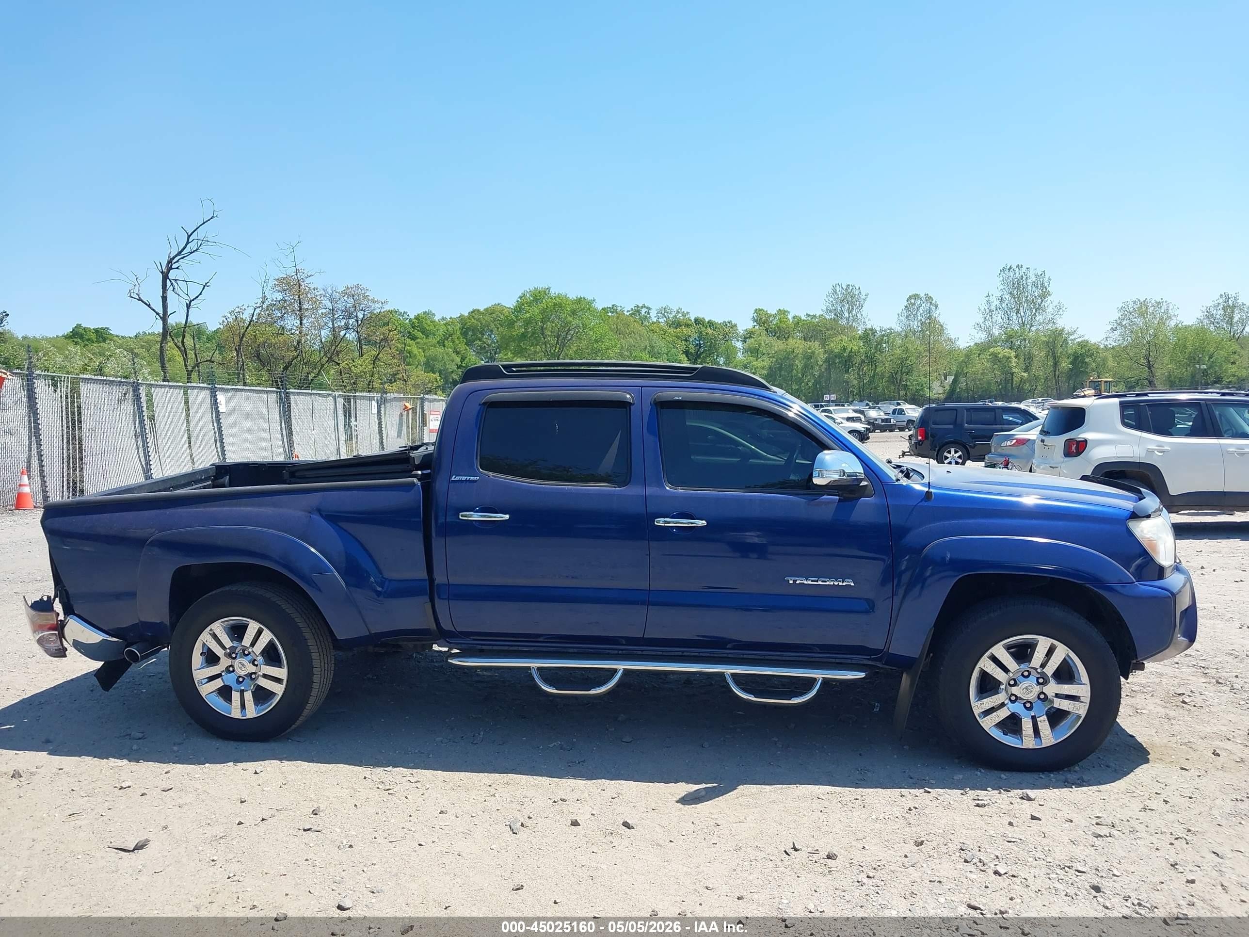 2015 Toyota Tacoma Base V6 Синий vin: 3TMMU4FN1FM080169