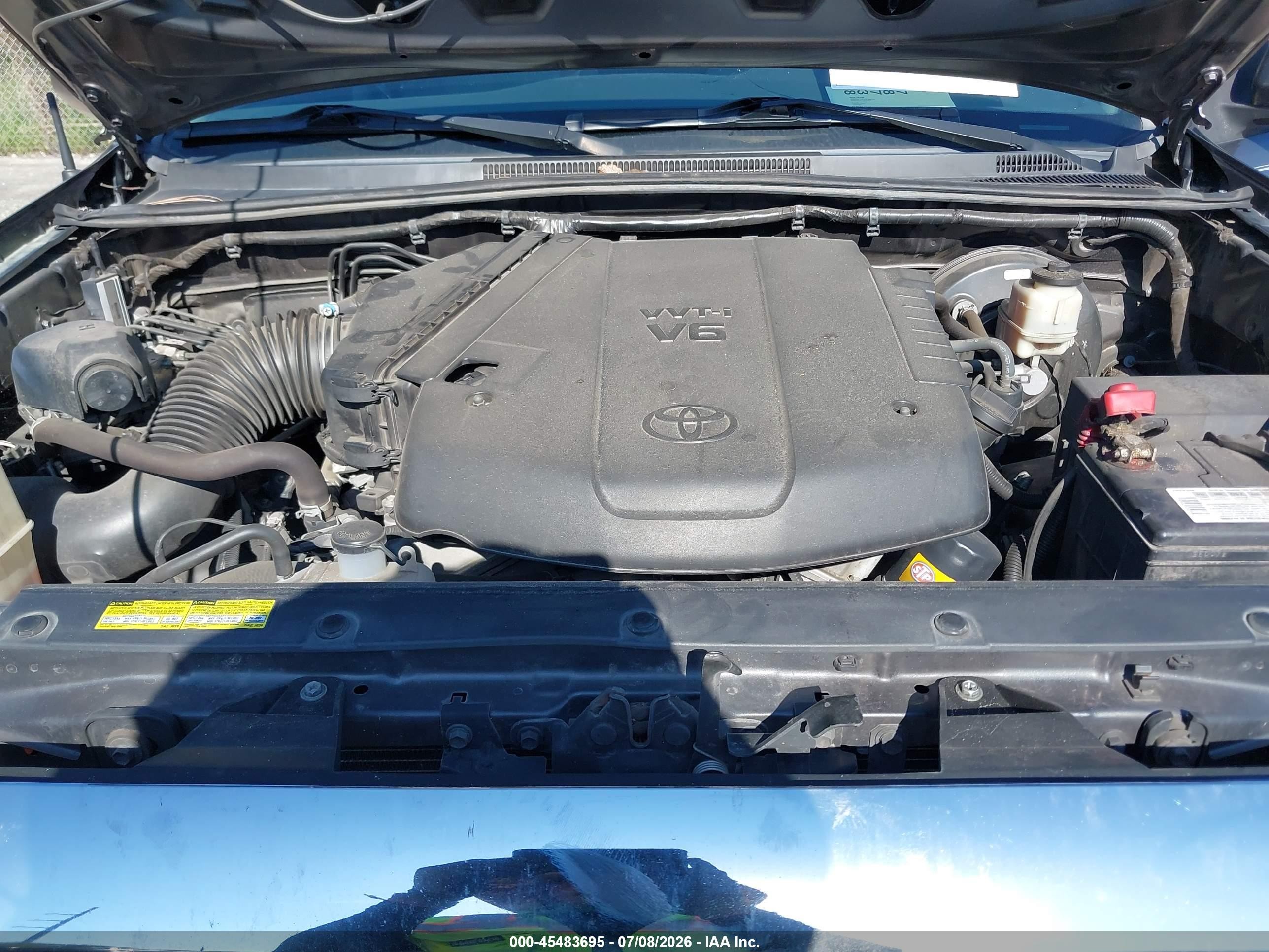 2015 Toyota Tacoma Base V6 Gray vin: 3TMMU4FN1FM080995
