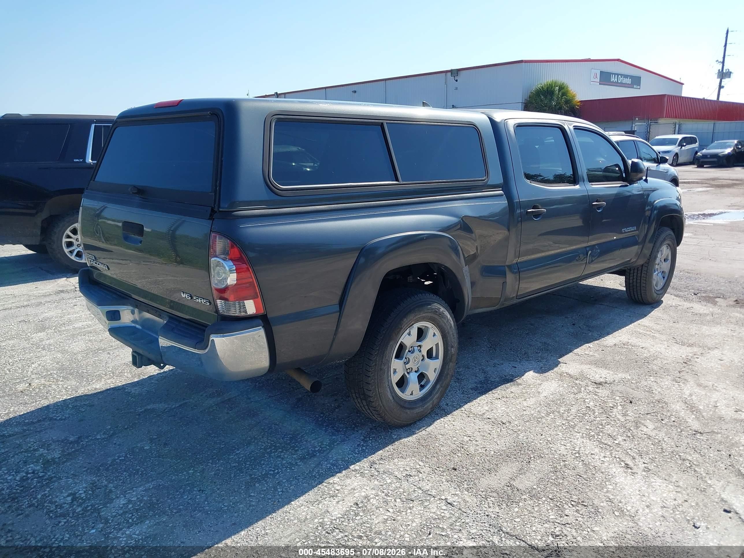 2015 Toyota Tacoma Base V6 Gray vin: 3TMMU4FN1FM080995