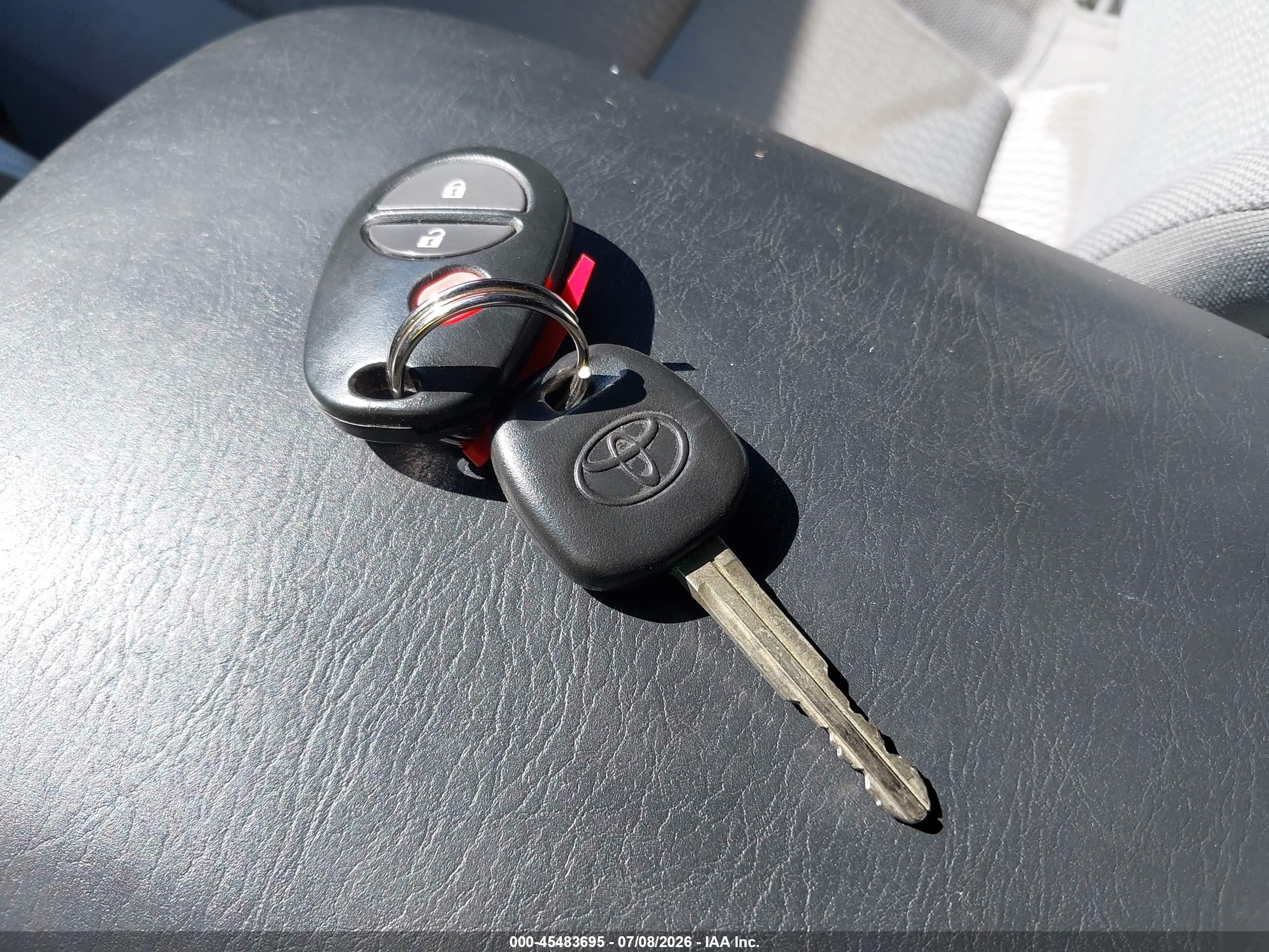 2015 Toyota Tacoma Base V6 Gray vin: 3TMMU4FN1FM080995
