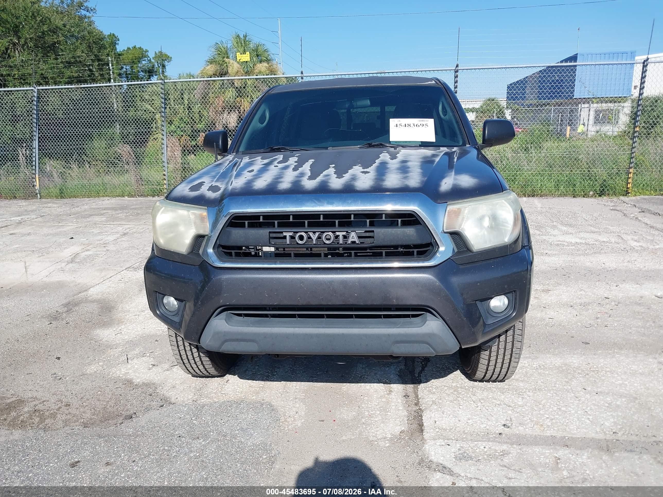 2015 Toyota Tacoma Base V6 Gray vin: 3TMMU4FN1FM080995