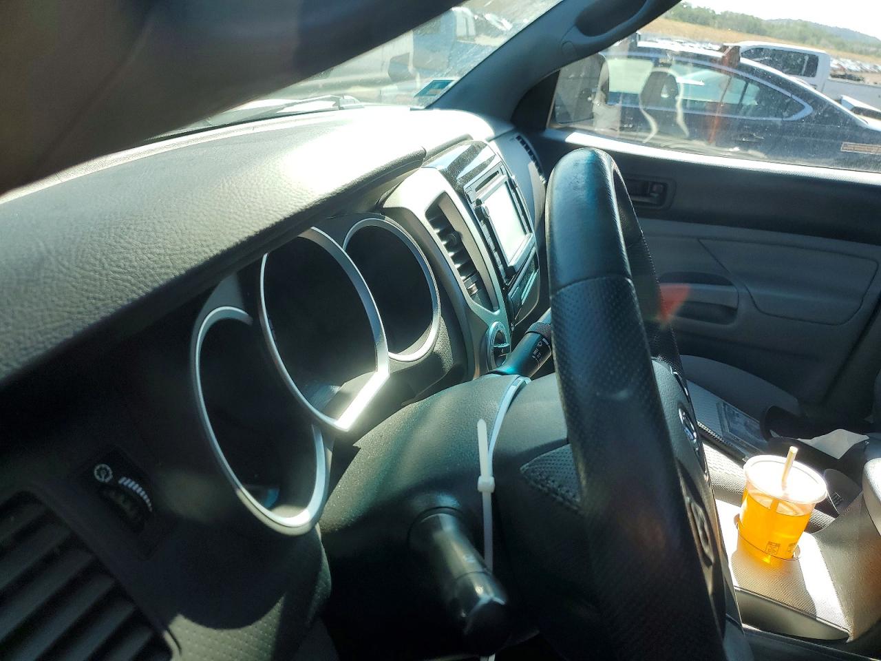 2015 Toyota Tacoma Double Cab Long Bed Silver vin: 3TMMU4FN1FM081564