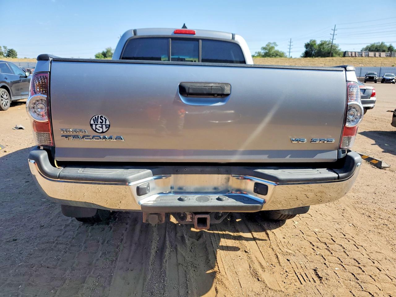 2015 Toyota Tacoma Double Cab Long Bed Silver vin: 3TMMU4FN1FM081564