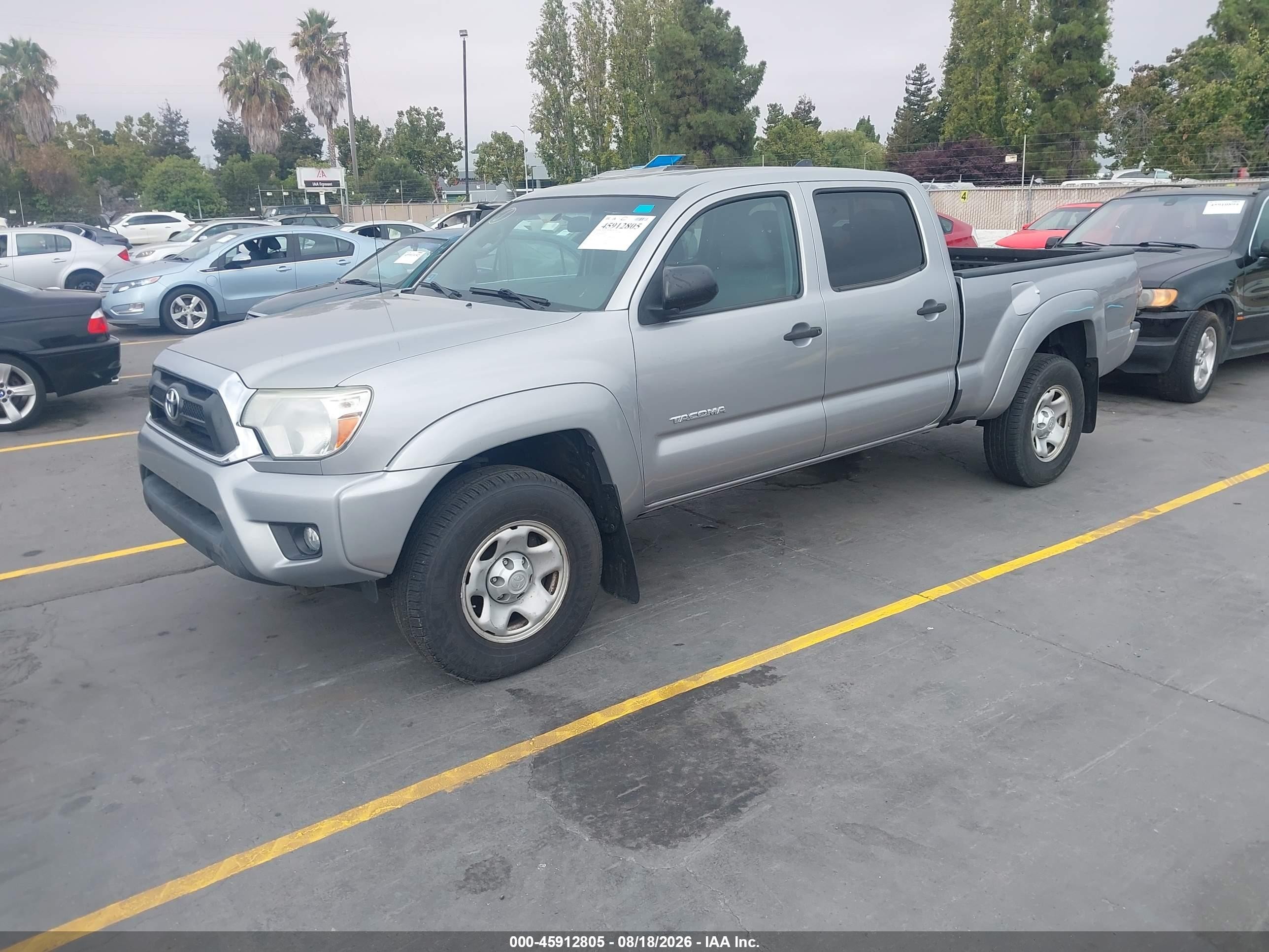 2015 Toyota Tacoma Base V6 Silver vin: 3TMMU4FN1FM081564