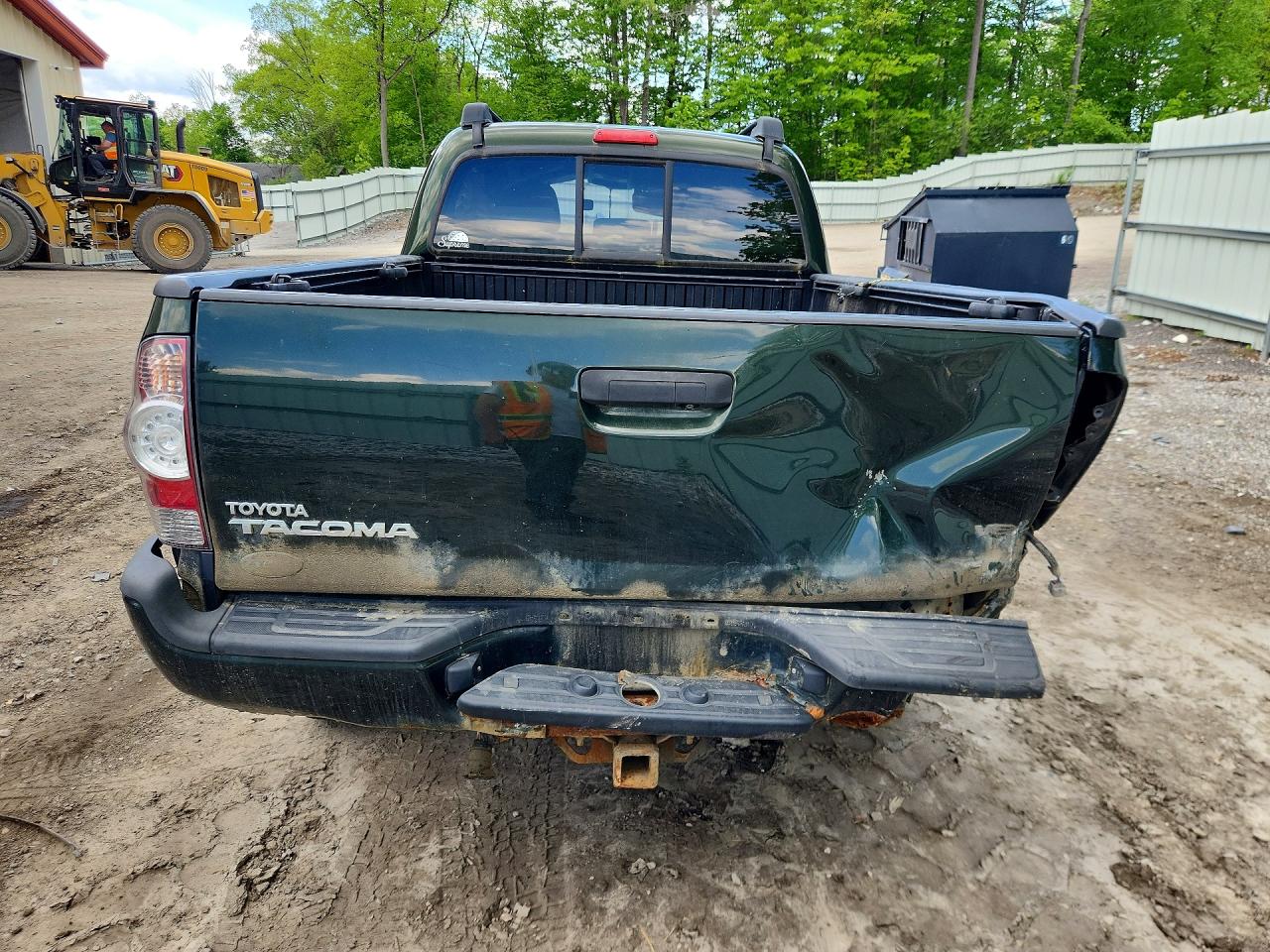 2013 Toyota Tacoma Double Cab Long Bed Green vin: 3TMMU4FN2DM059344