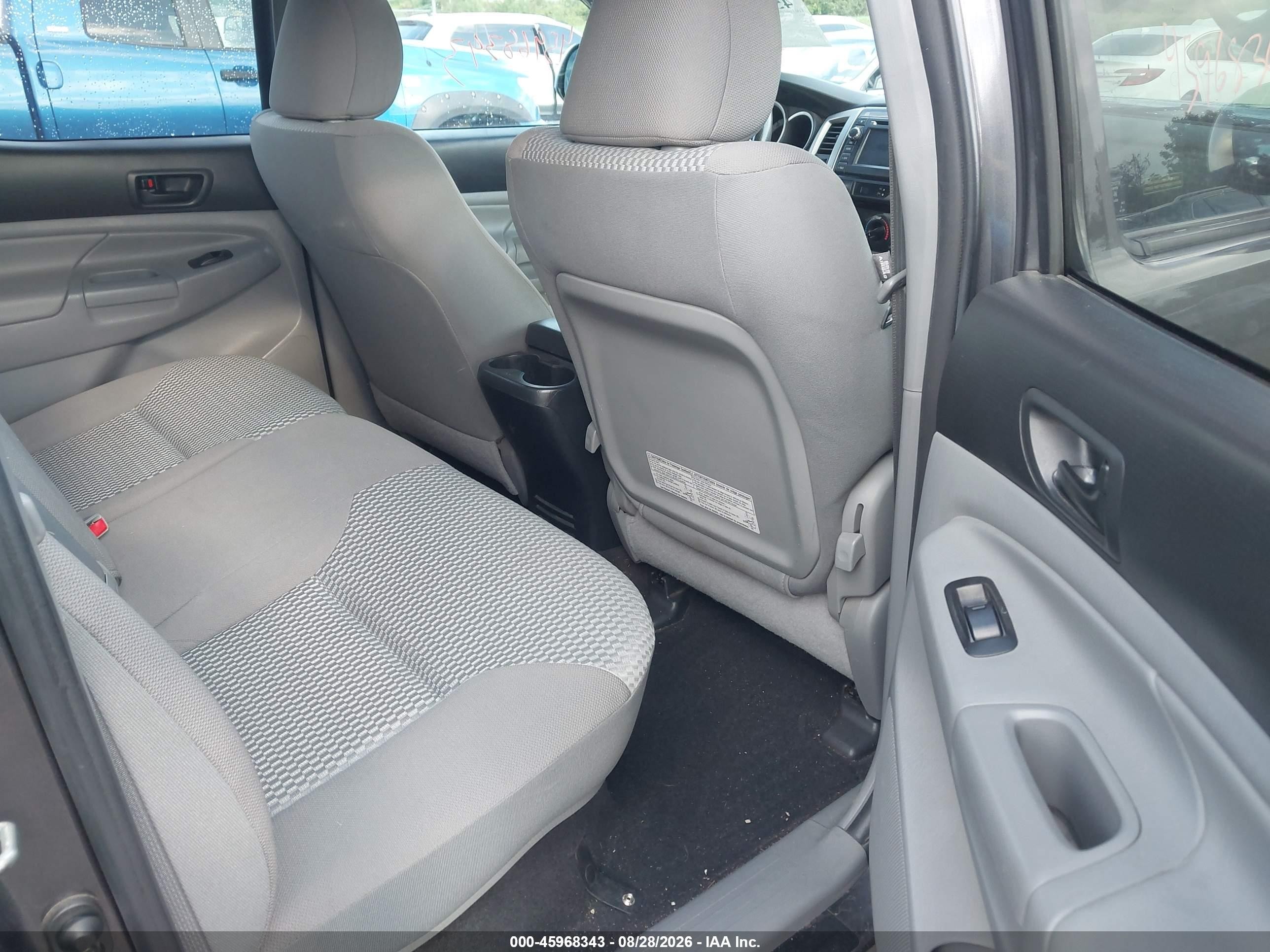 2013 Toyota Tacoma Double Cab Long Bed Gray vin: 3TMMU4FN2DM060770