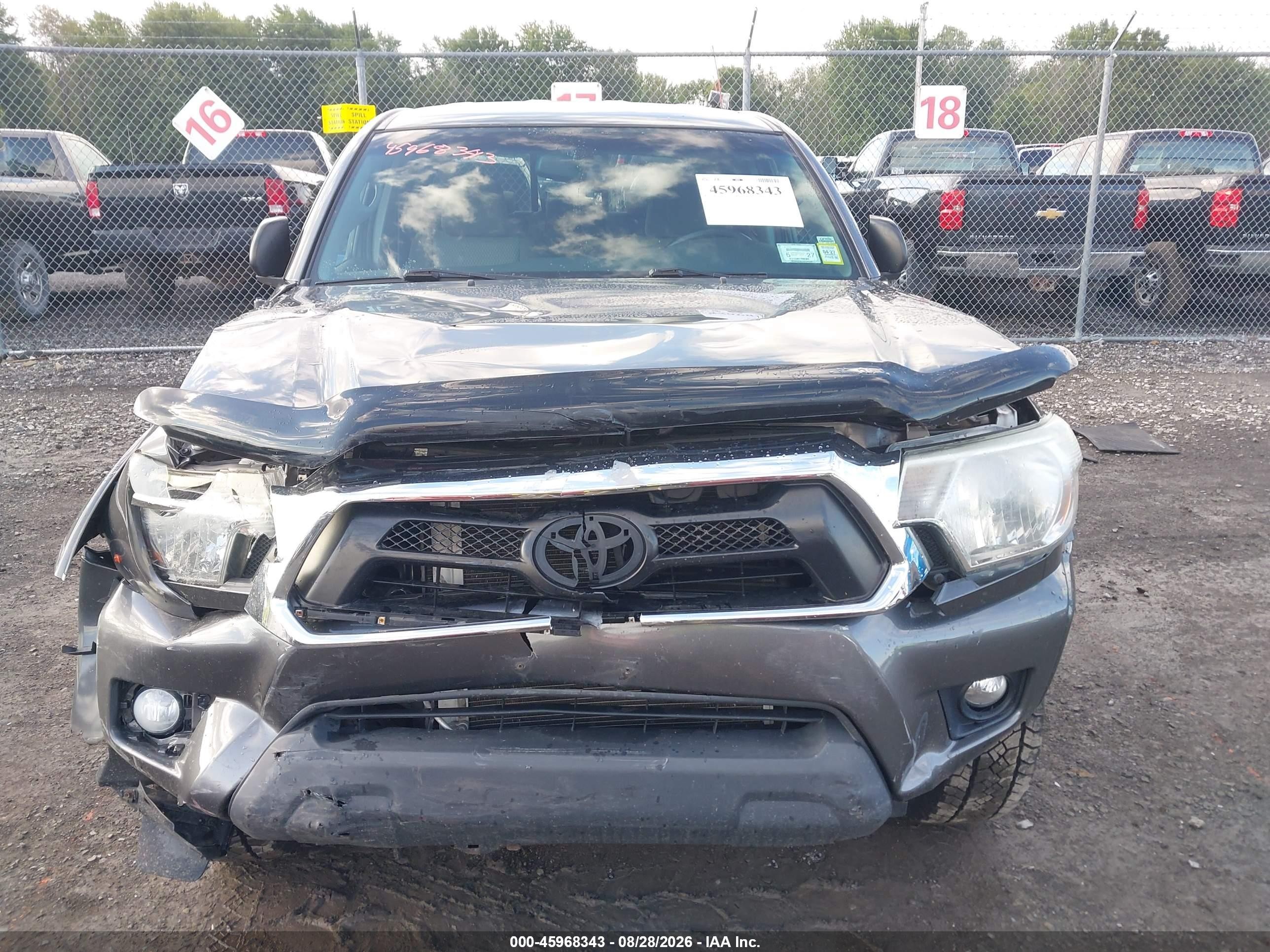 2013 Toyota Tacoma Double Cab Long Bed Gray vin: 3TMMU4FN2DM060770