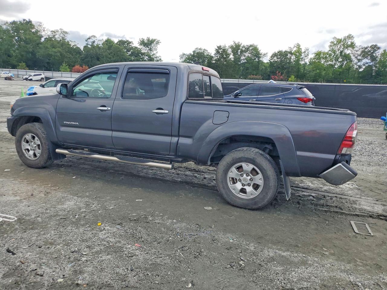 2014 Toyota Tacoma Double Cab Long Bed Gray vin: 3TMMU4FN2EM063704