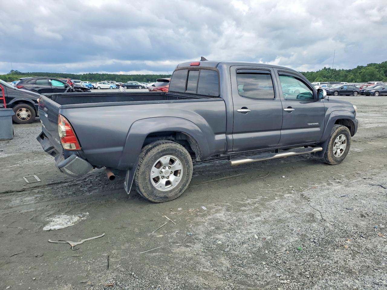 2014 Toyota Tacoma Double Cab Long Bed Gray vin: 3TMMU4FN2EM063704