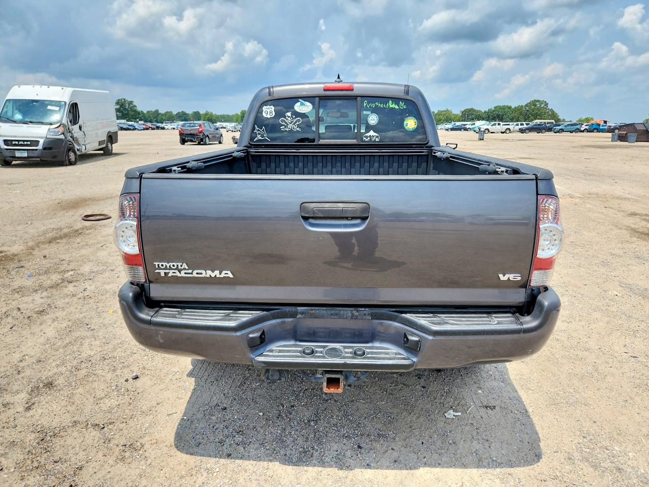 2014 Toyota Tacoma Double Cab Long Bed Gray vin: 3TMMU4FN2EM068434
