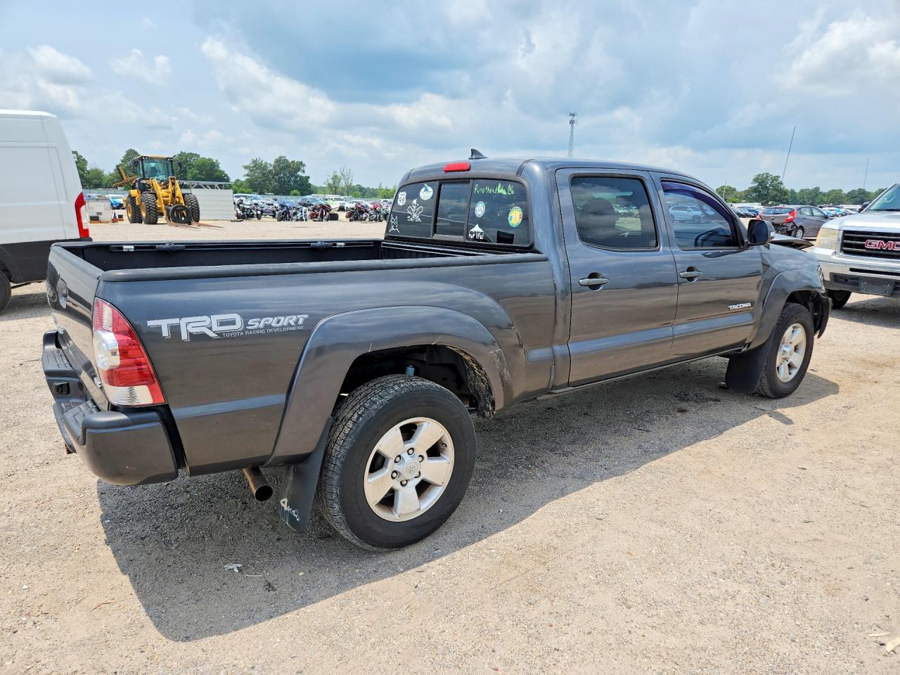 2014 Toyota Tacoma Double Cab Long Bed Gray vin: 3TMMU4FN2EM068434