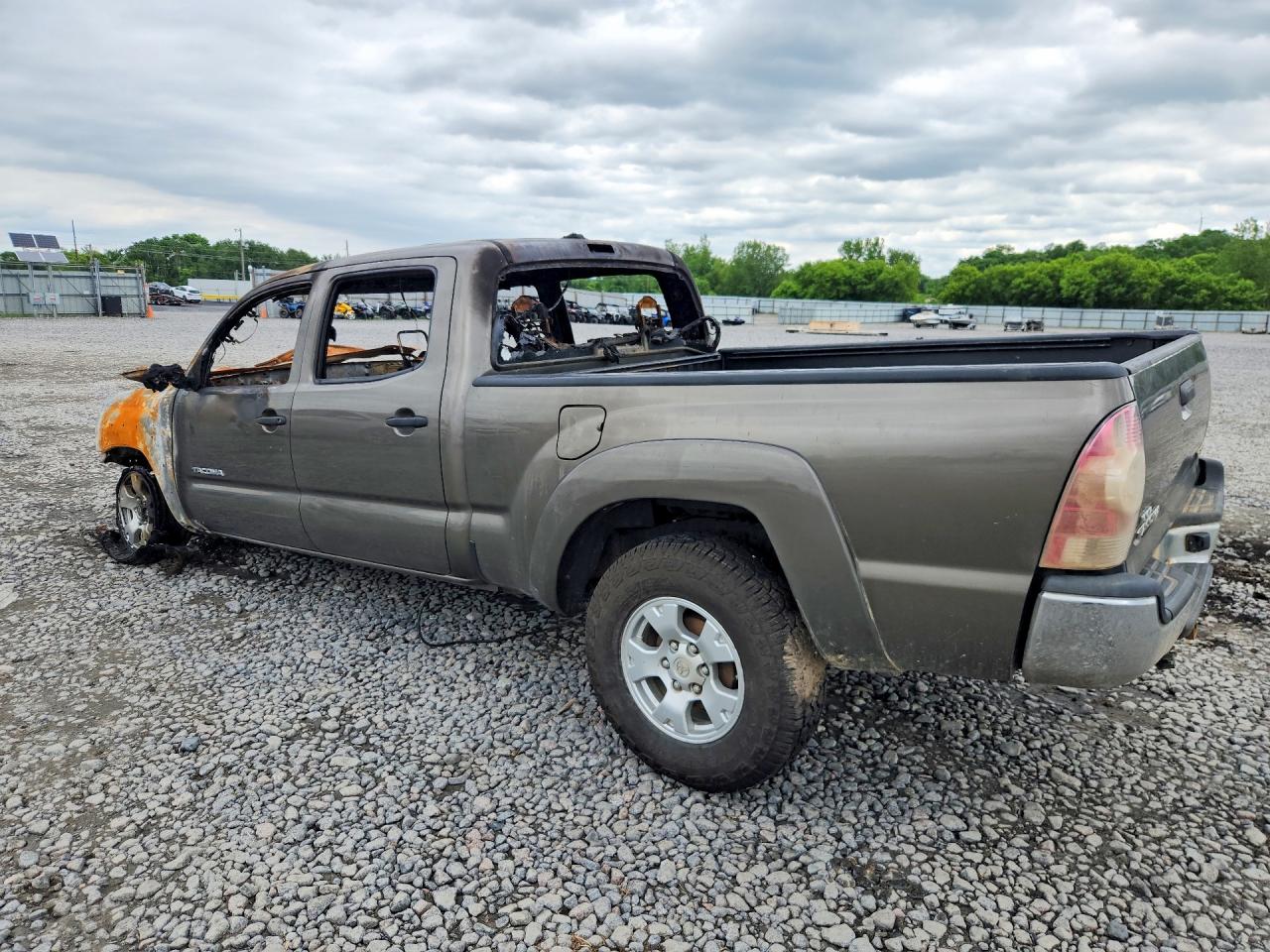 2015 Toyota Tacoma Double Cab Long Bed Серый vin: 3TMMU4FN2FM077507