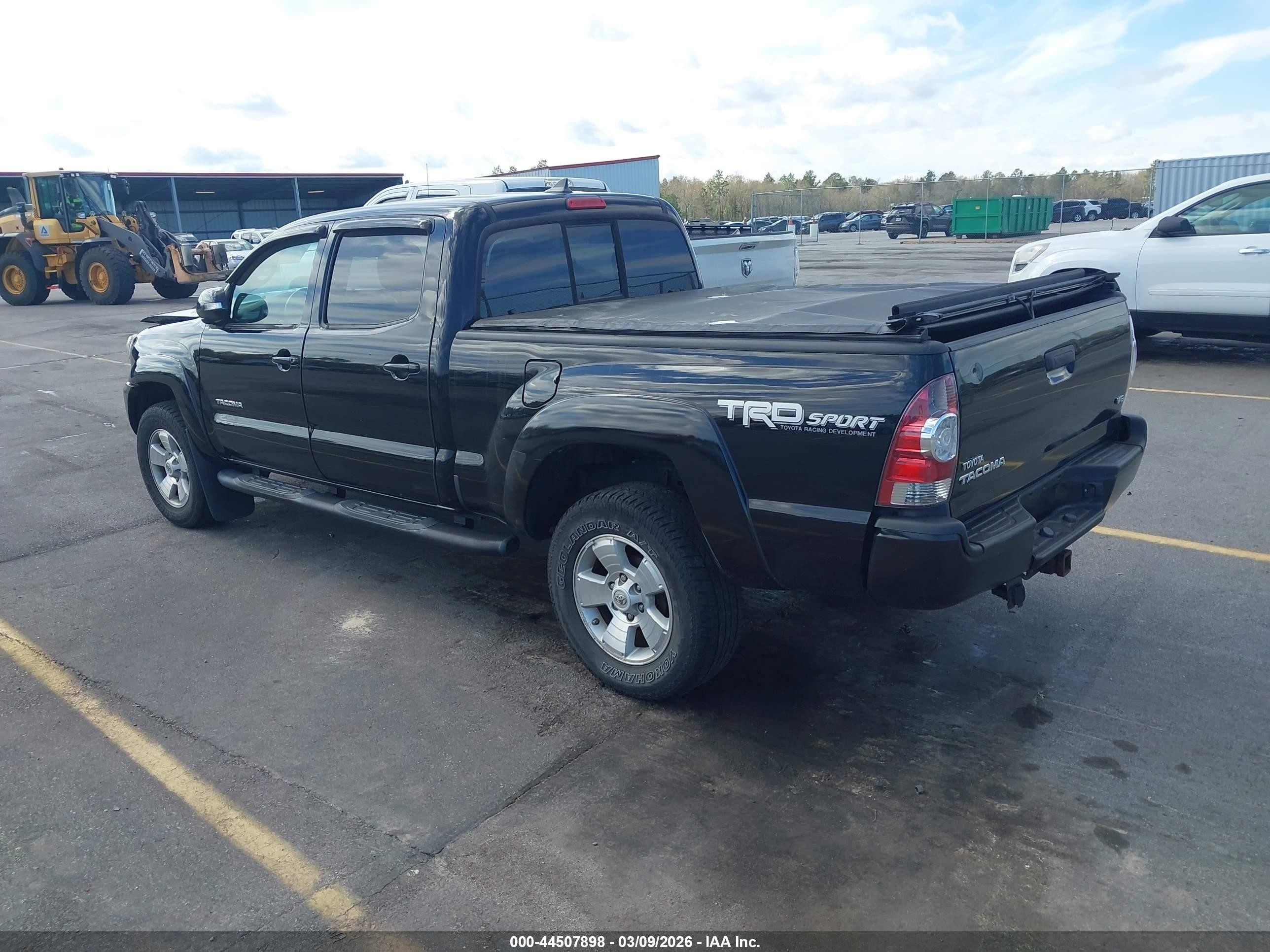2015 Toyota Tacoma Base V6 Black vin: 3TMMU4FN2FM083369