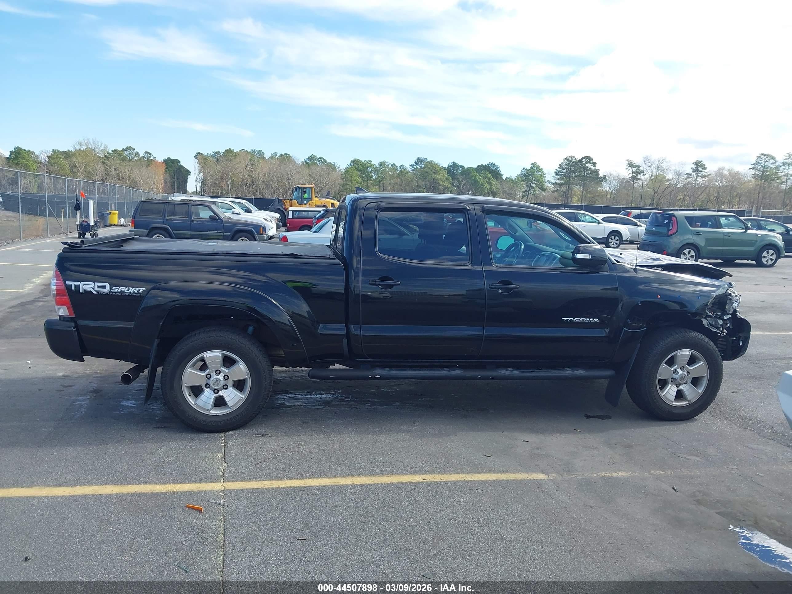 2015 Toyota Tacoma Base V6 Black vin: 3TMMU4FN2FM083369