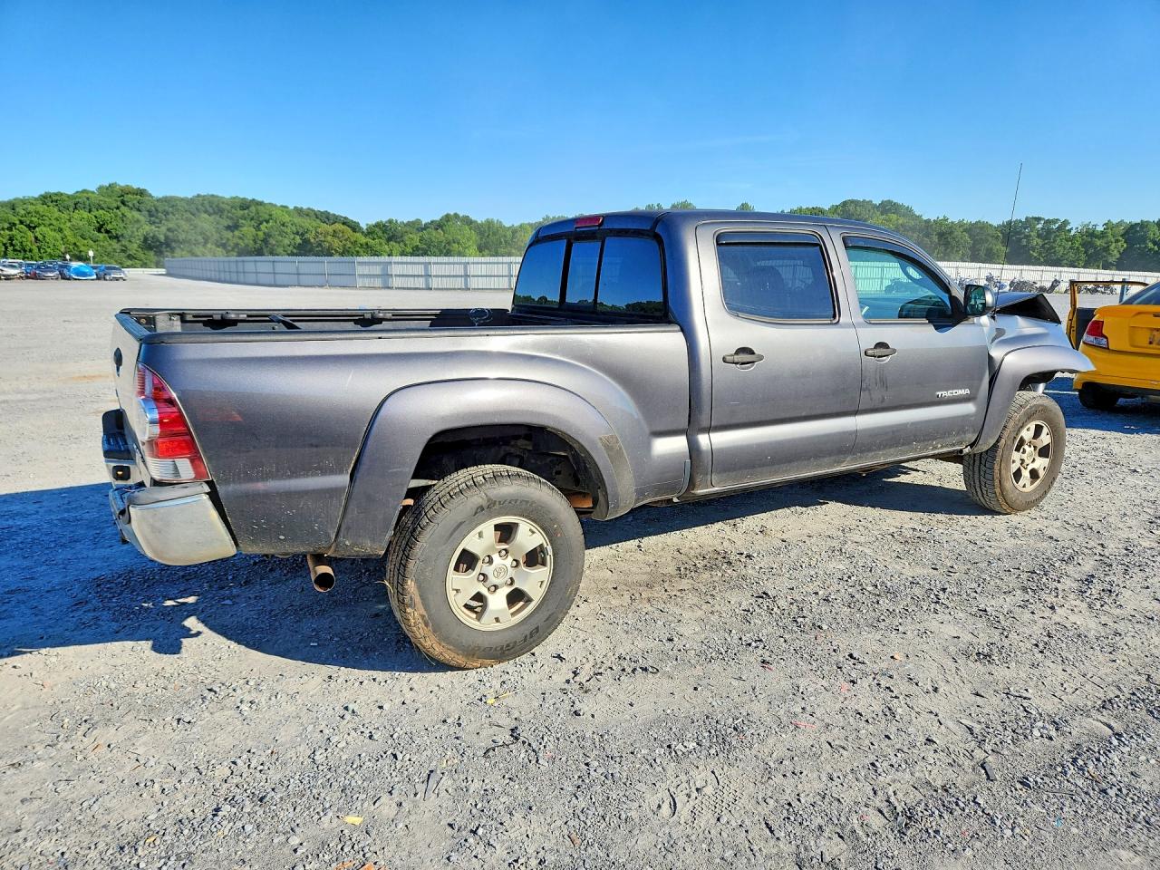 2013 Toyota Tacoma Double Cab Long Bed Gray vin: 3TMMU4FN3DM062107