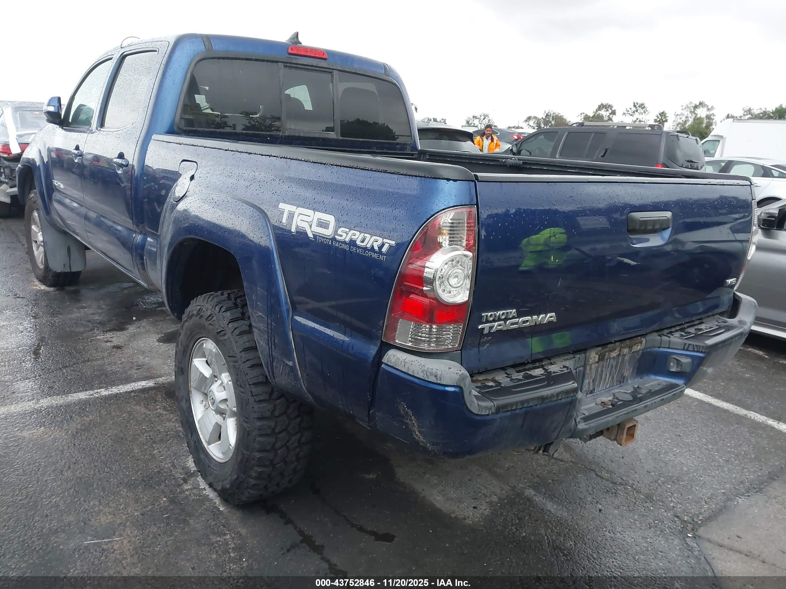 2014 Toyota Tacoma Base V6 Blue vin: 3TMMU4FN3EM065798
