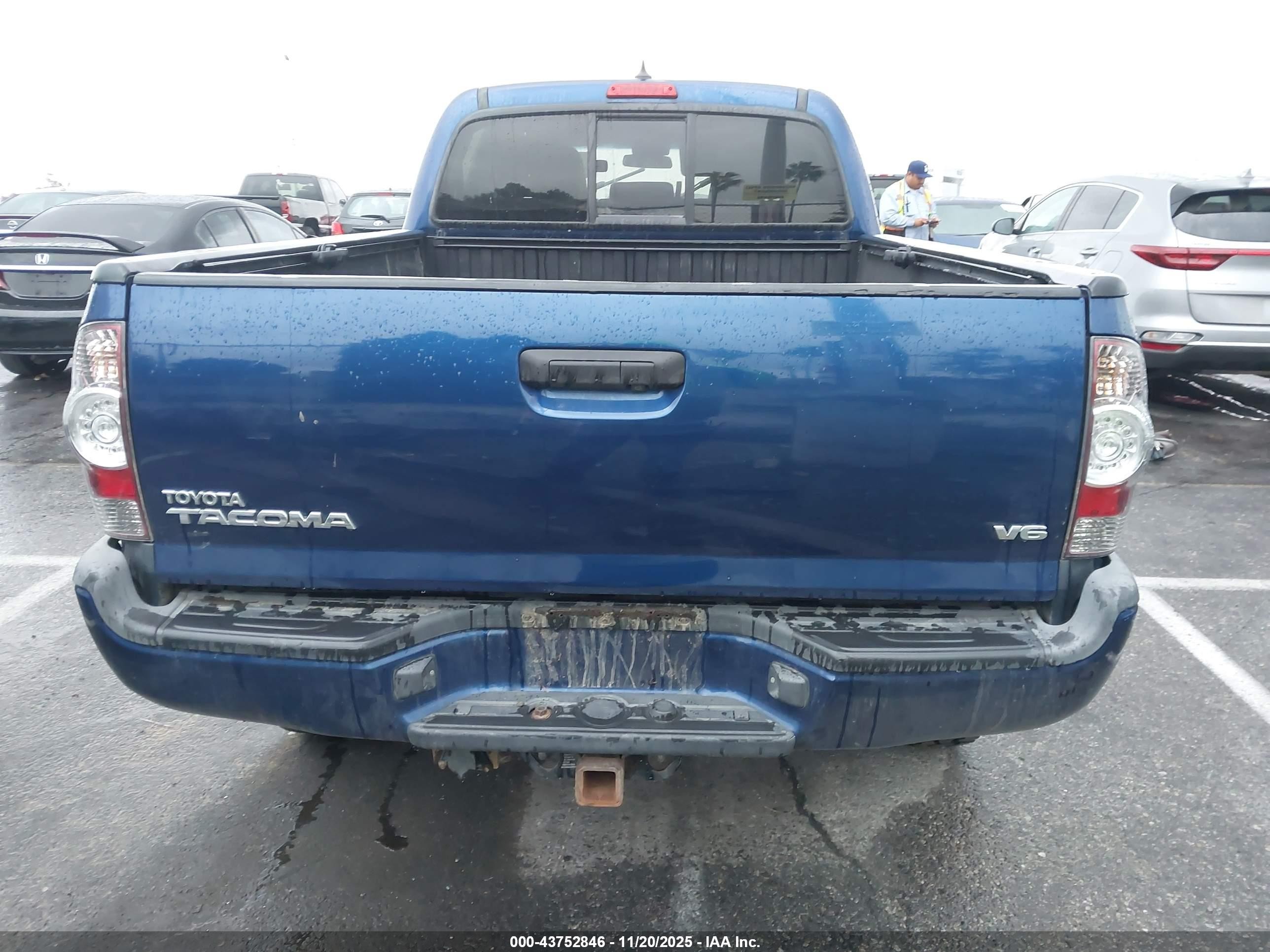 2014 Toyota Tacoma Base V6 Blue vin: 3TMMU4FN3EM065798