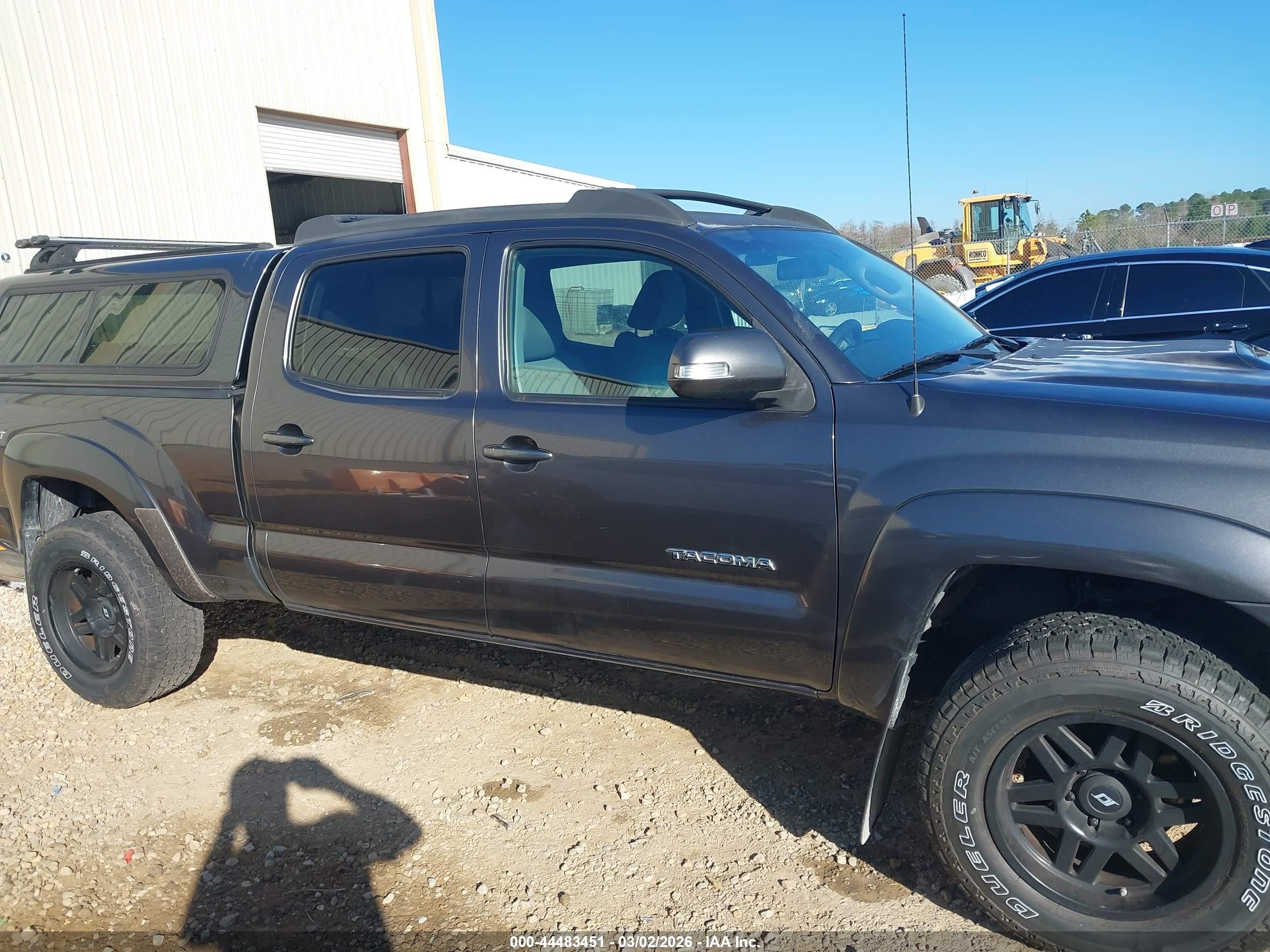 2015 Toyota Tacoma Base V6 vin: 3TMMU4FN3FM077712