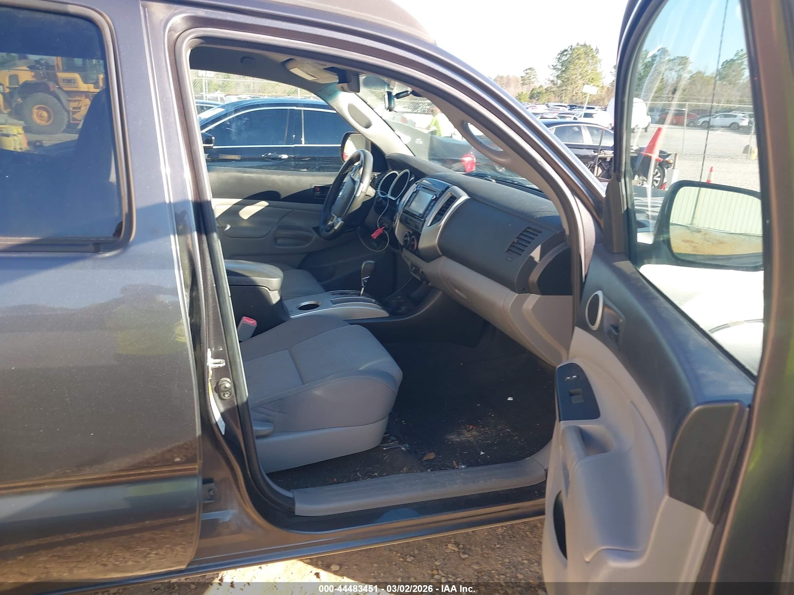 2015 Toyota Tacoma Base V6 vin: 3TMMU4FN3FM077712