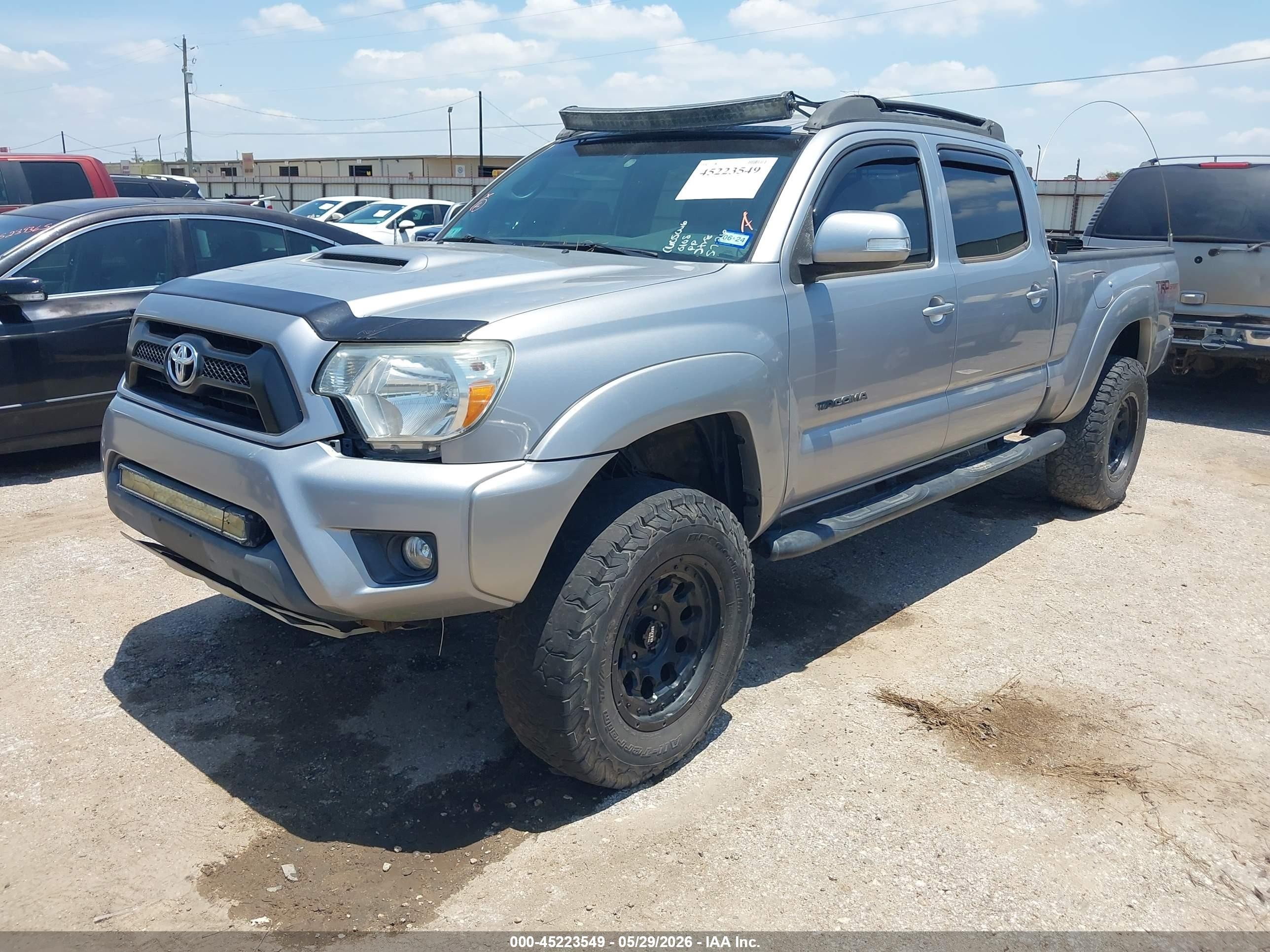 2015 Toyota Tacoma Base V6 Silver vin: 3TMMU4FN3FM080108