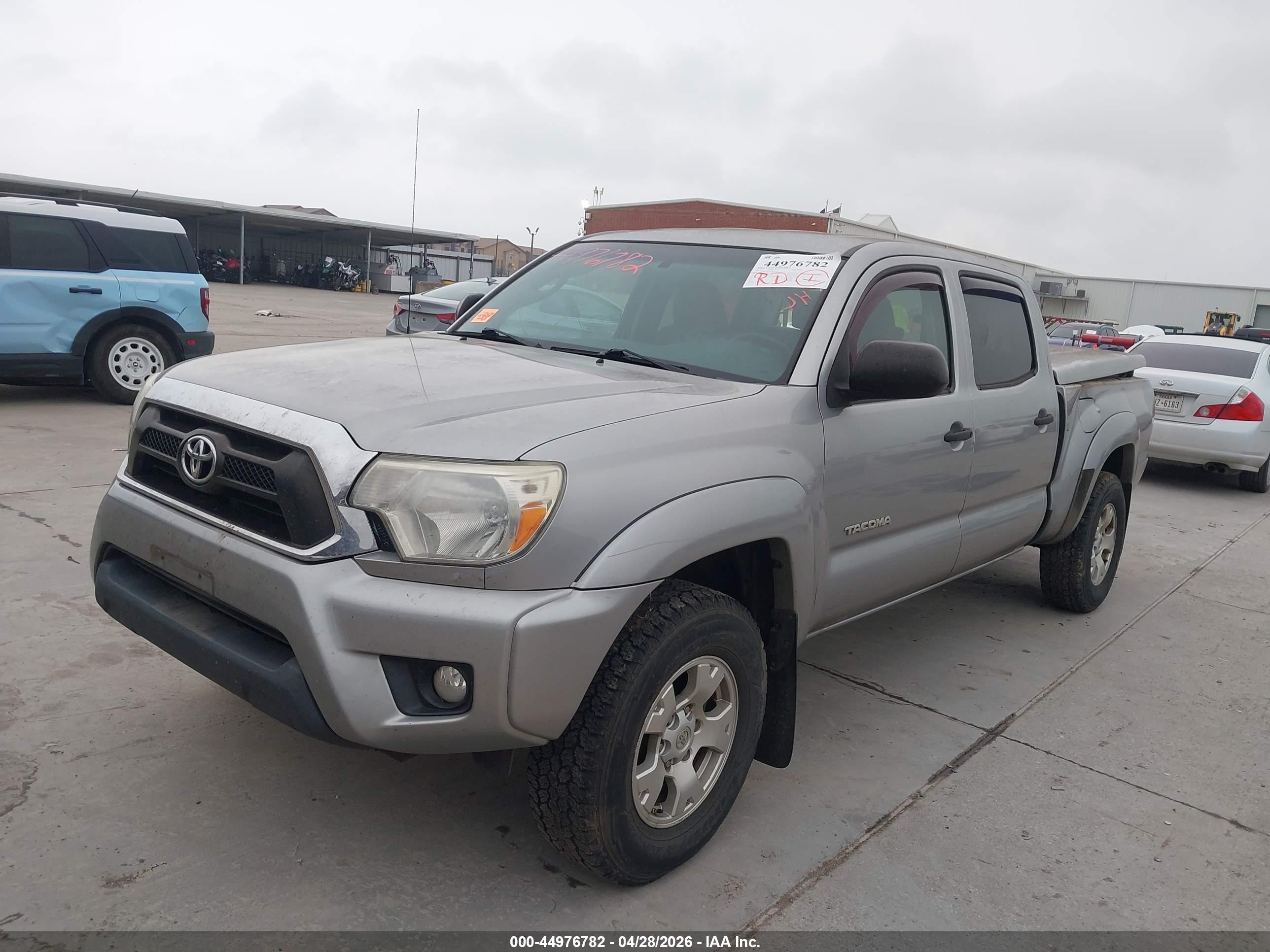 2015 Toyota Tacoma Base V6 Silver vin: 3TMMU4FN3FM082134