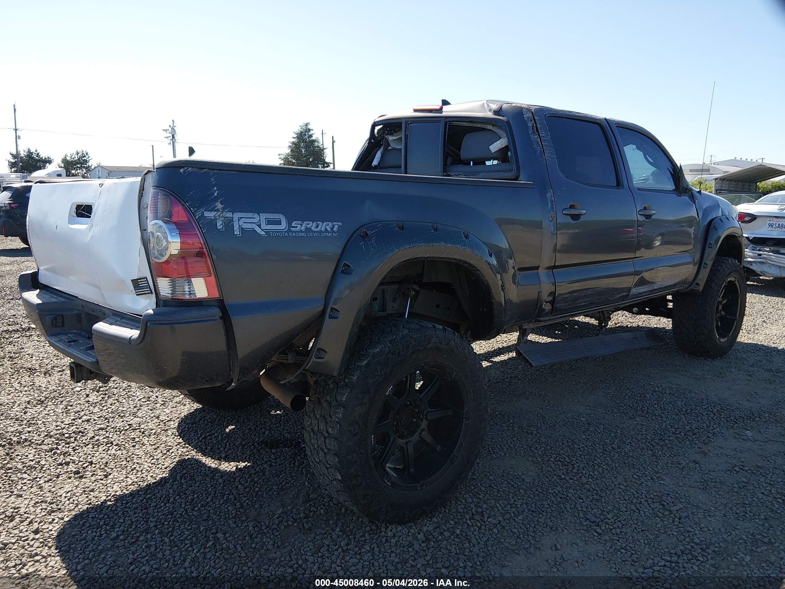 2015 Toyota Tacoma Base V6 Gray vin: 3TMMU4FN3FM082439