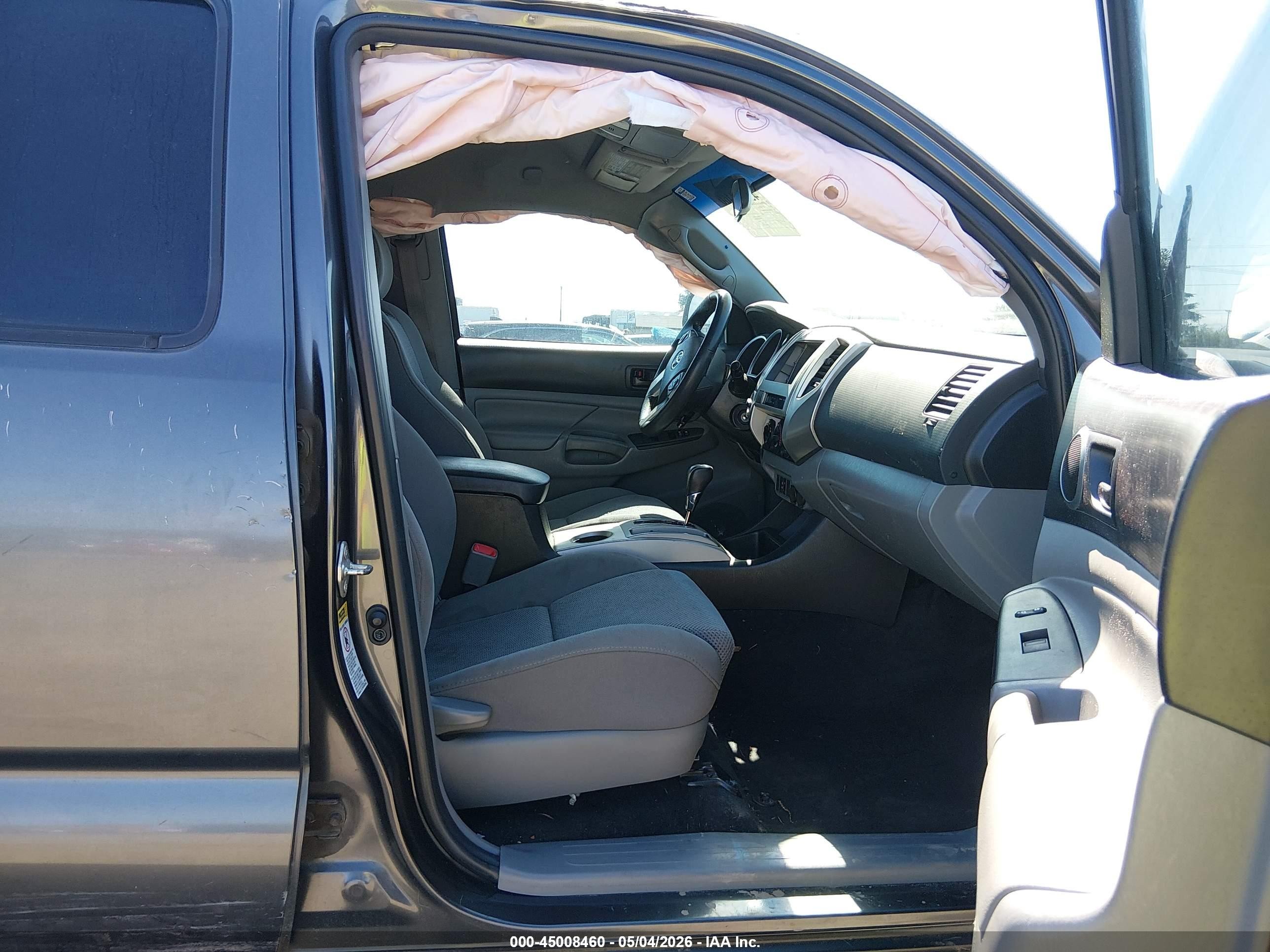 2015 Toyota Tacoma Base V6 Gray vin: 3TMMU4FN3FM082439
