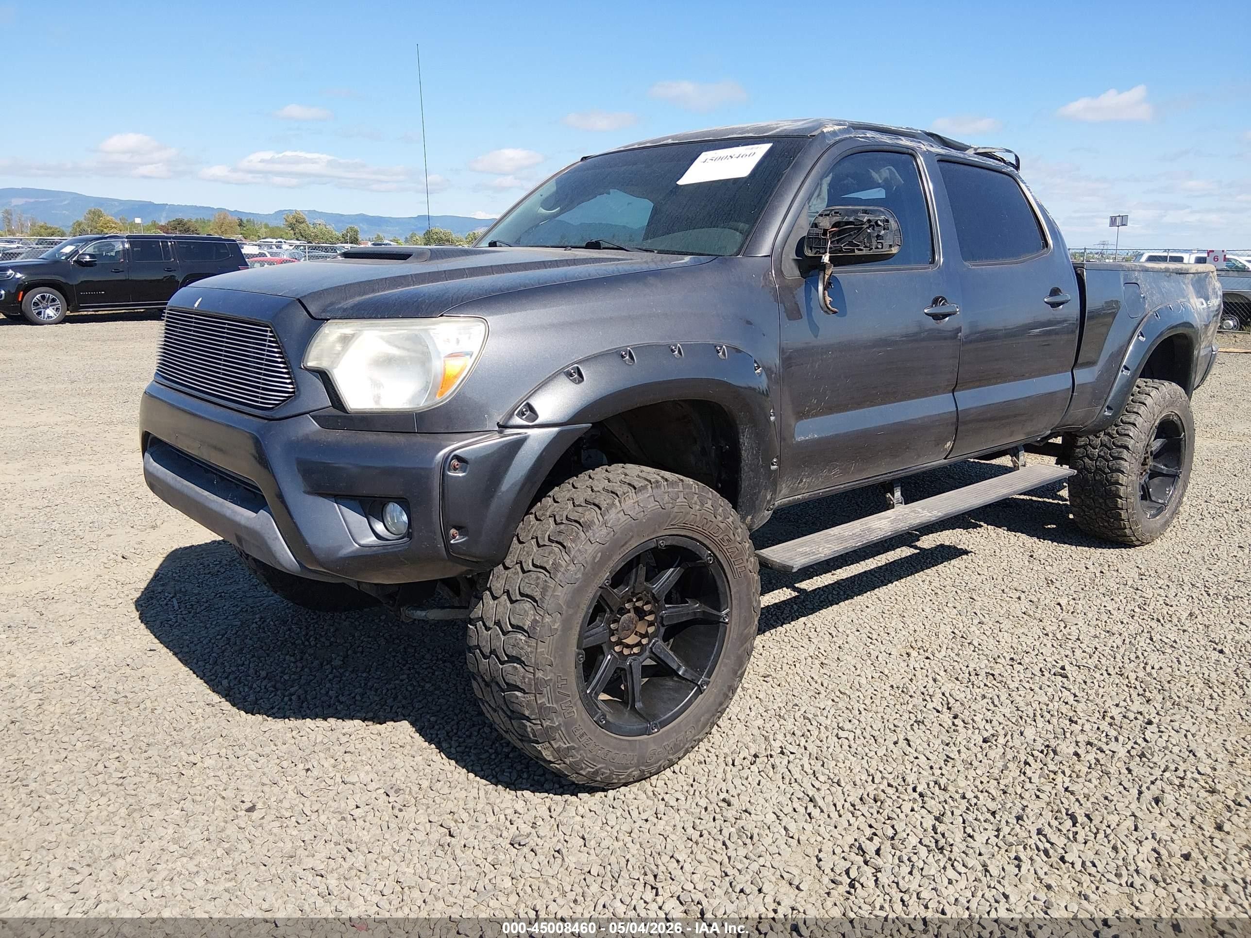 2015 Toyota Tacoma Base V6 Gray vin: 3TMMU4FN3FM082439