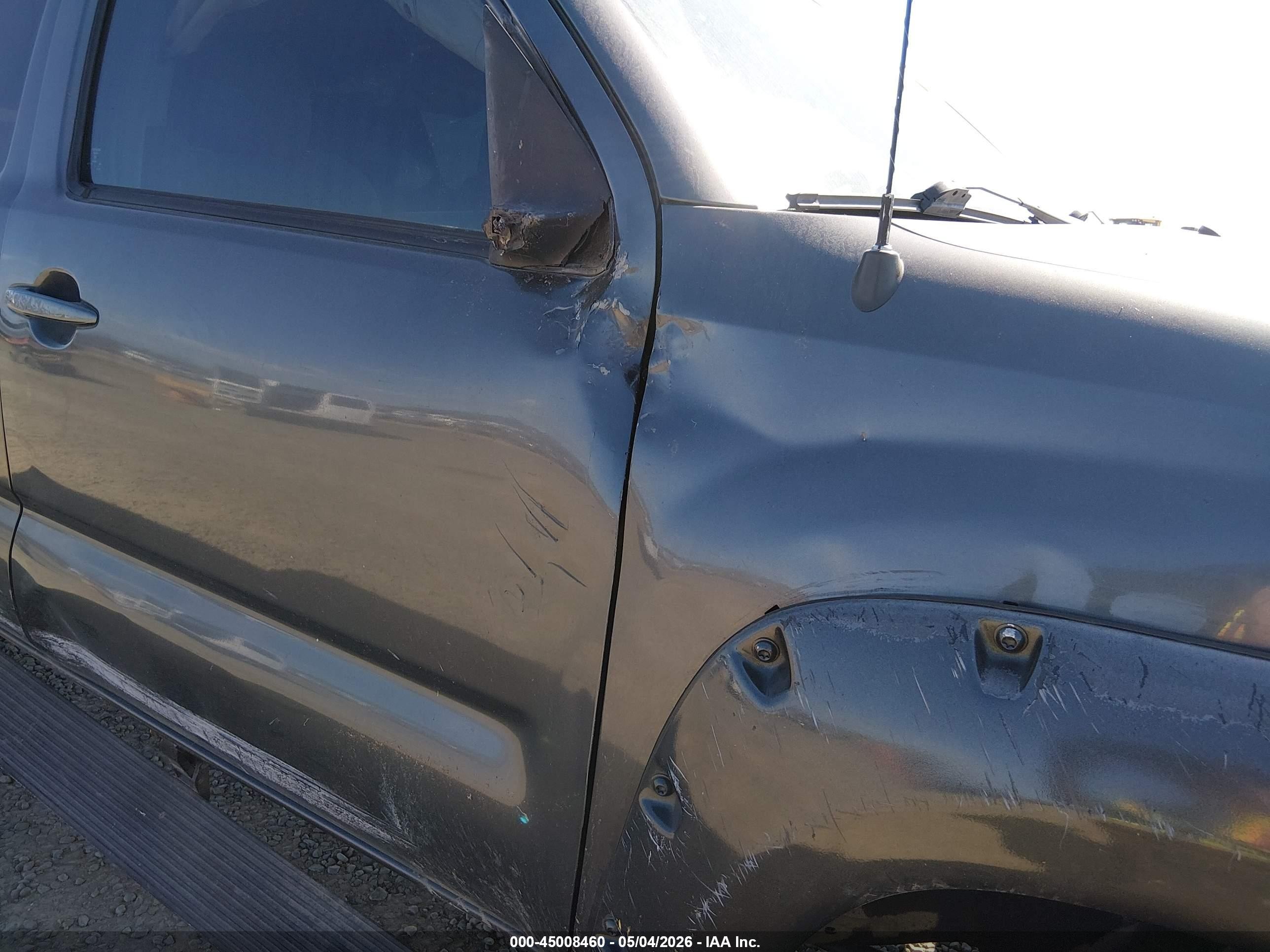 2015 Toyota Tacoma Base V6 Gray vin: 3TMMU4FN3FM082439