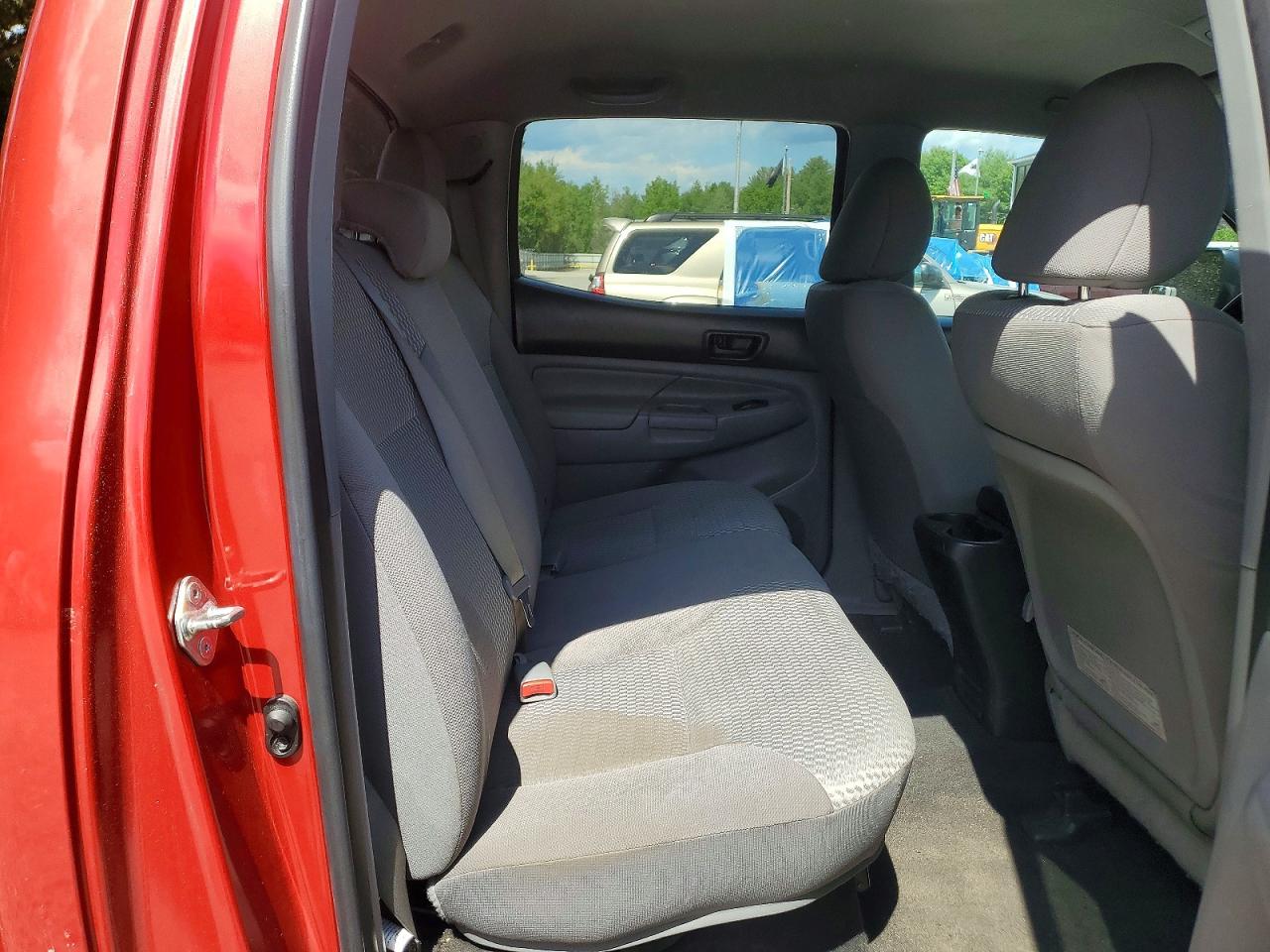 2015 Toyota Tacoma Double Cab Long Bed Red vin: 3TMMU4FN3FM082697