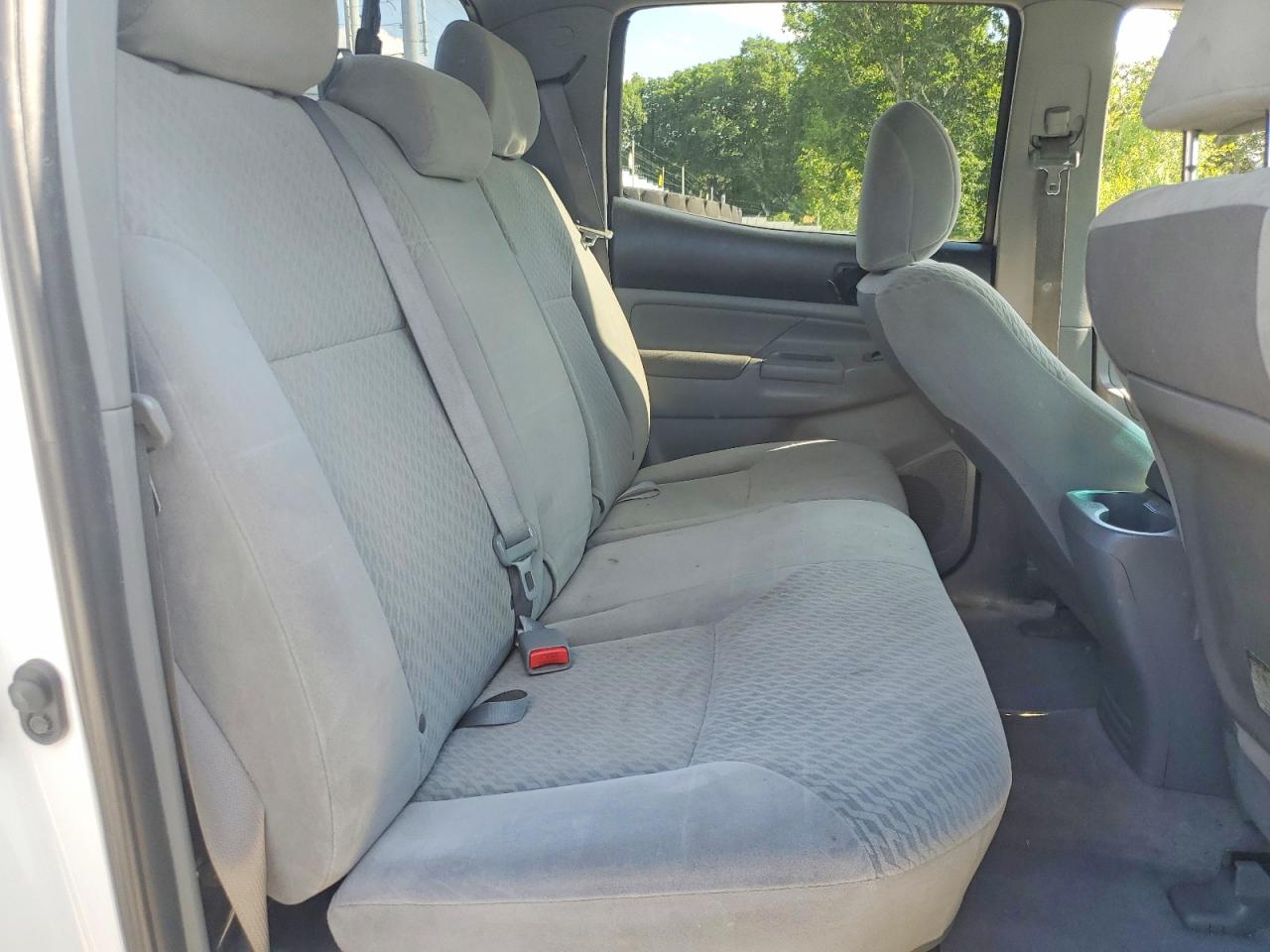 2010 Toyota Tacoma Double Cab Long Bed White vin: 3TMMU4FN4AM023148