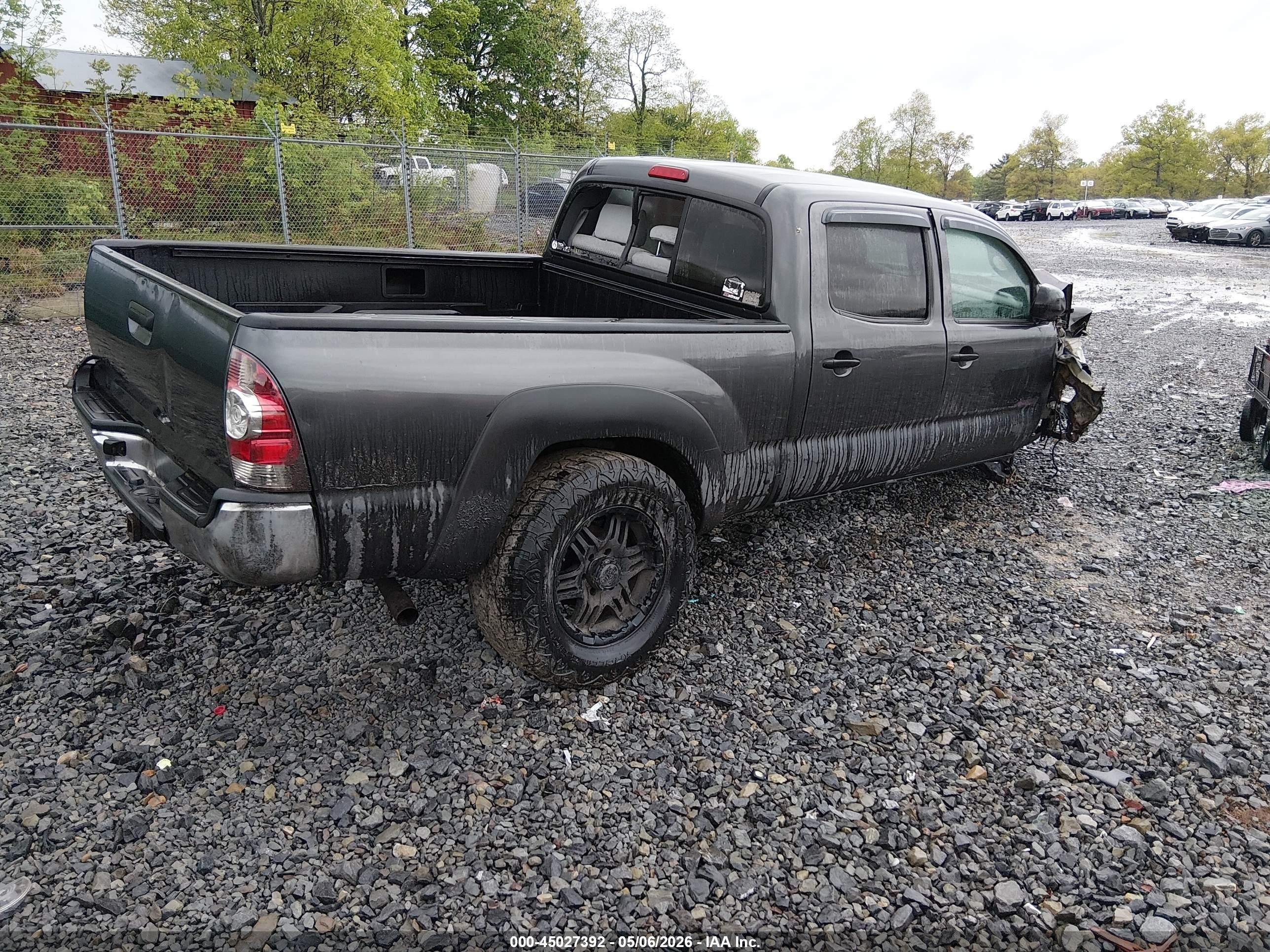 2011 Toyota Tacoma Base V6 Pewter vin: 3TMMU4FN4BM024351