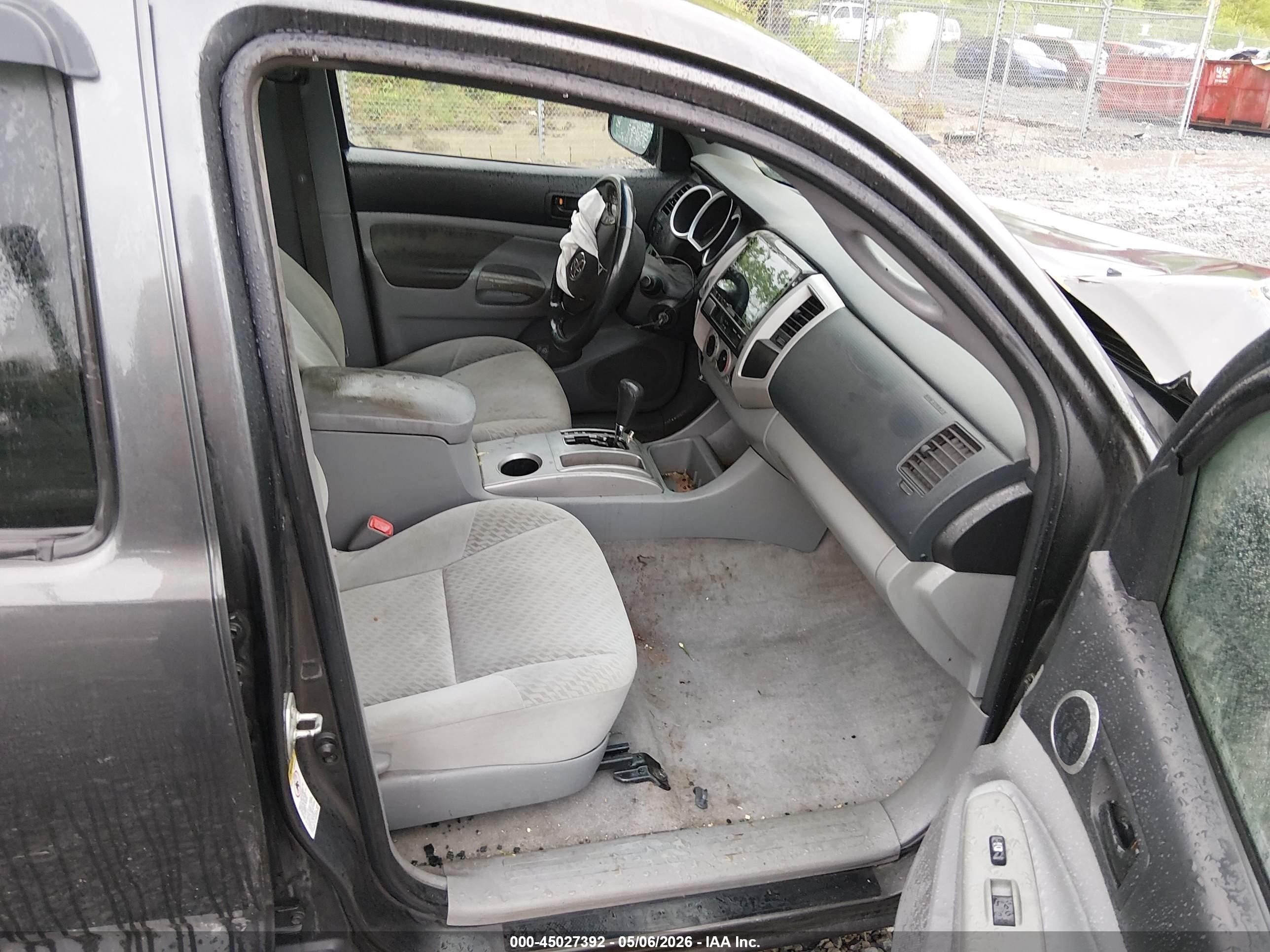 2011 Toyota Tacoma Base V6 Pewter vin: 3TMMU4FN4BM024351