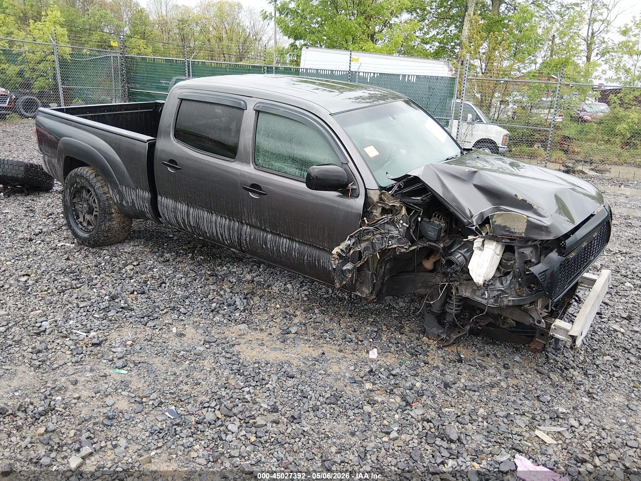 2011 Toyota Tacoma Base V6 Pewter vin: 3TMMU4FN4BM024351