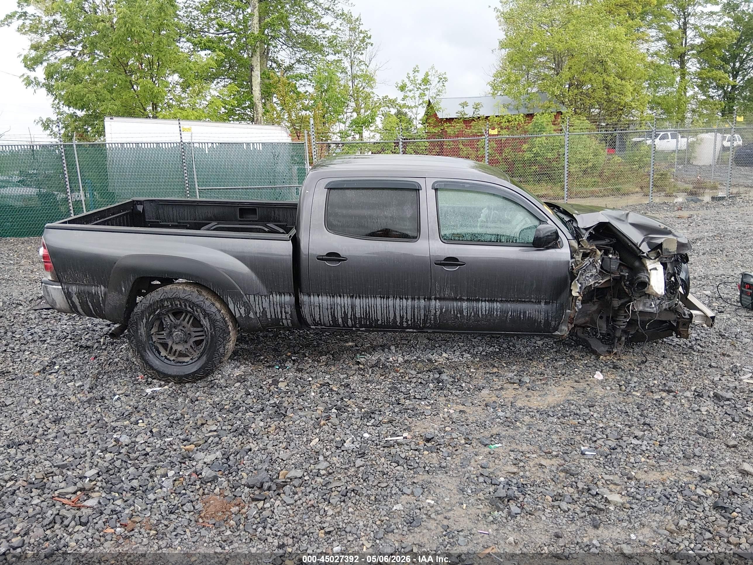 2011 Toyota Tacoma Base V6 Pewter vin: 3TMMU4FN4BM024351