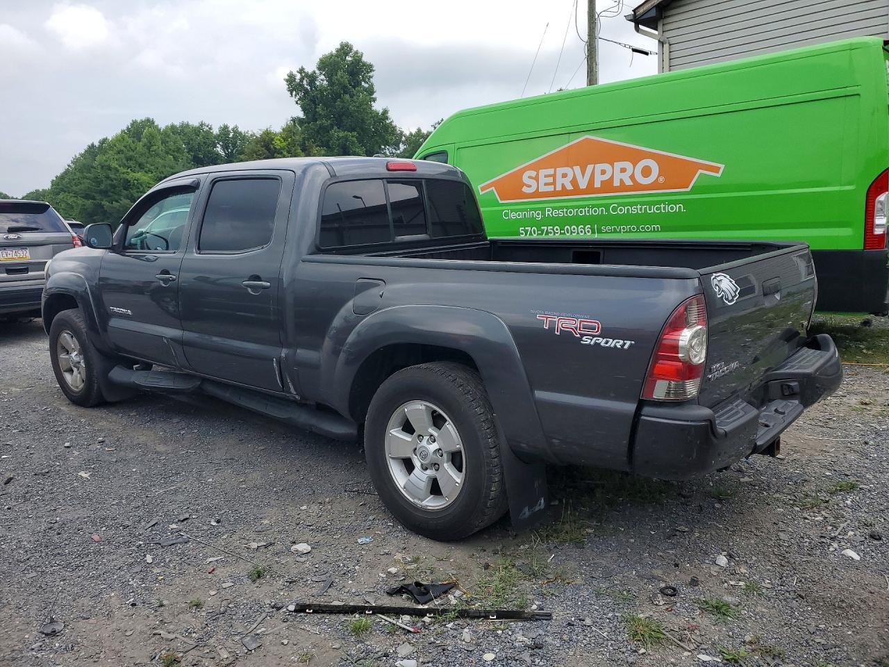 2011 Toyota Tacoma Double Cab Long Bed Gray vin: 3TMMU4FN4BM025905