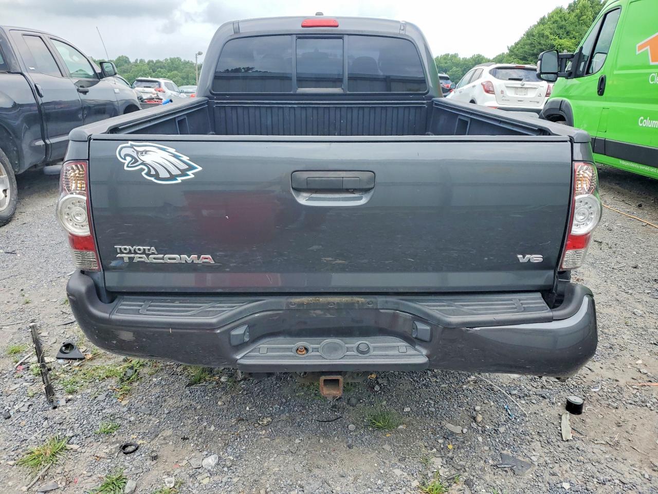 2011 Toyota Tacoma Double Cab Long Bed Gray vin: 3TMMU4FN4BM025905