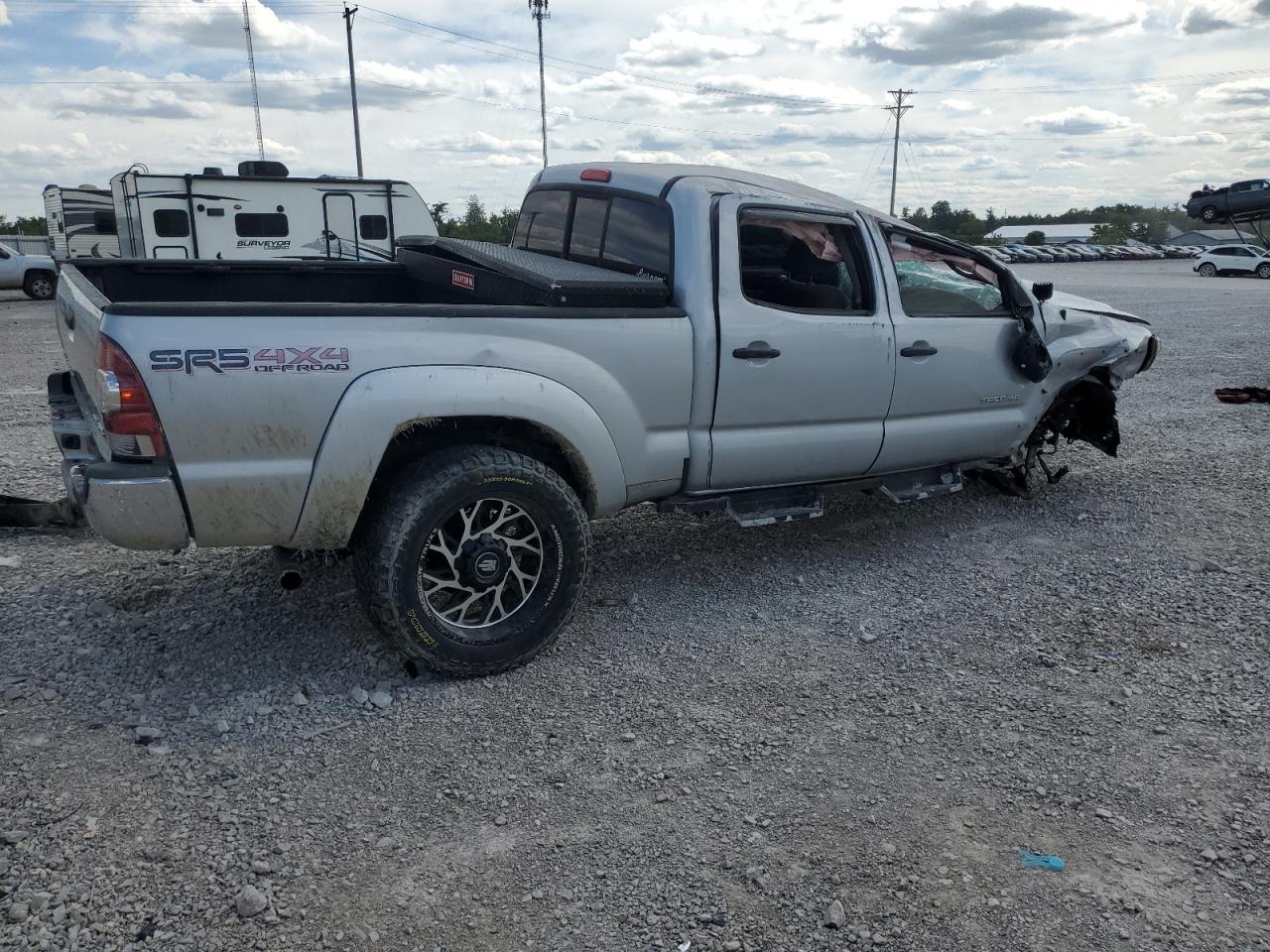 2013 Toyota Tacoma Double Cab Long Bed Gray vin: 3TMMU4FN4DM049821