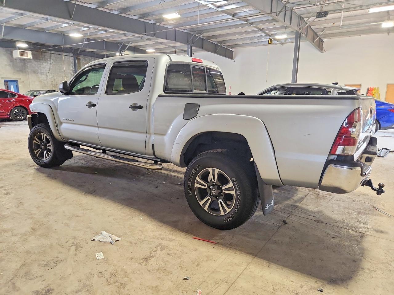 2010 Toyota Tacoma Double Cab Long Bed Silver vin: 3TMMU4FN5AM021103
