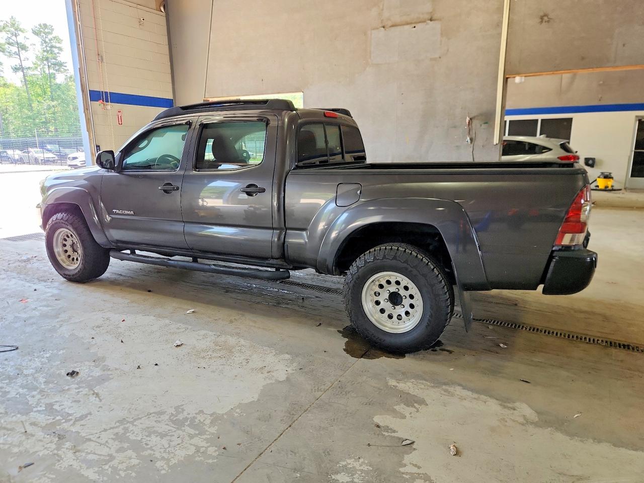 2013 Toyota Tacoma Double Cab Long Bed Gray vin: 3TMMU4FN5DM056762